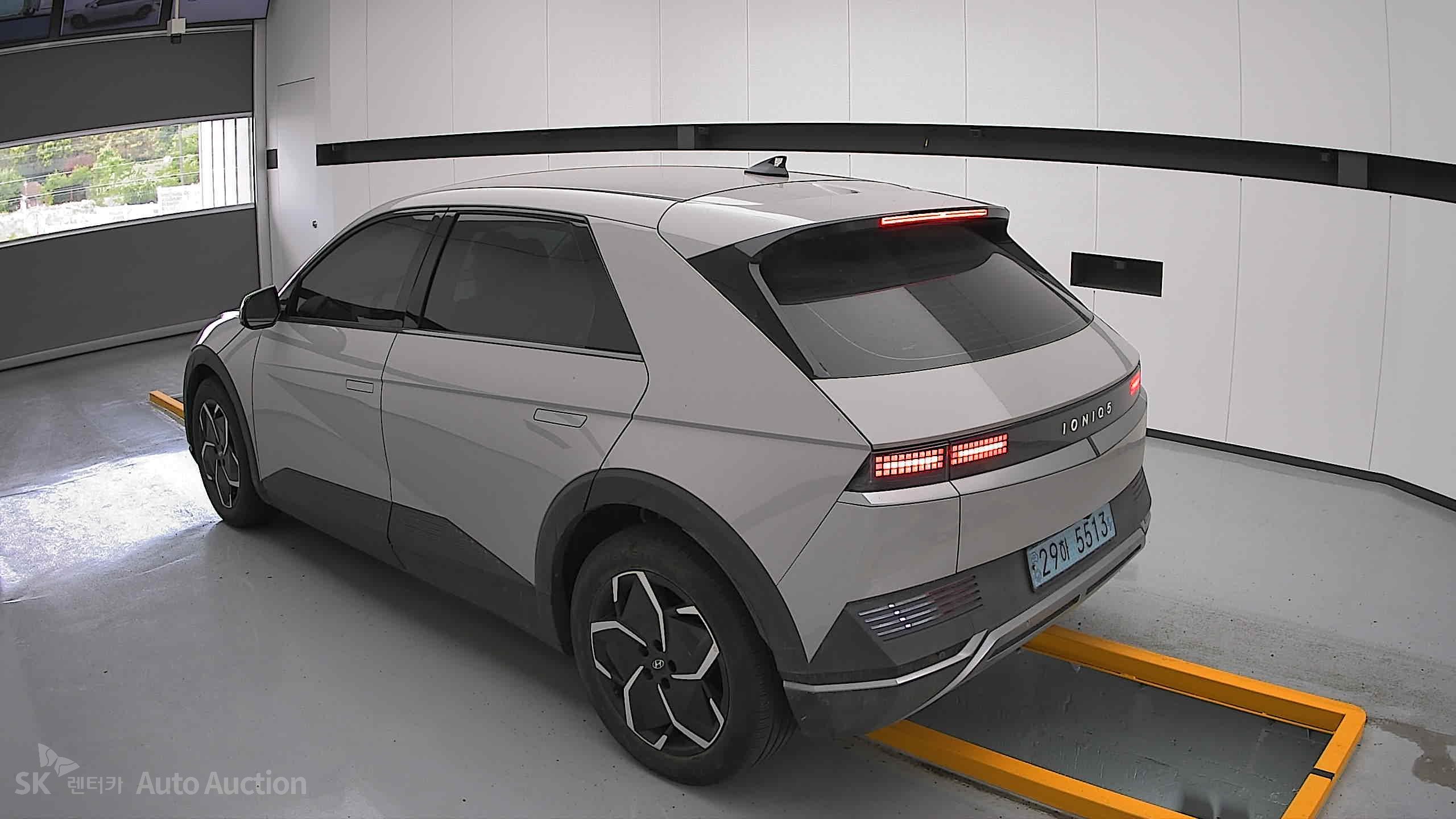 2022 - hyundai ioniq