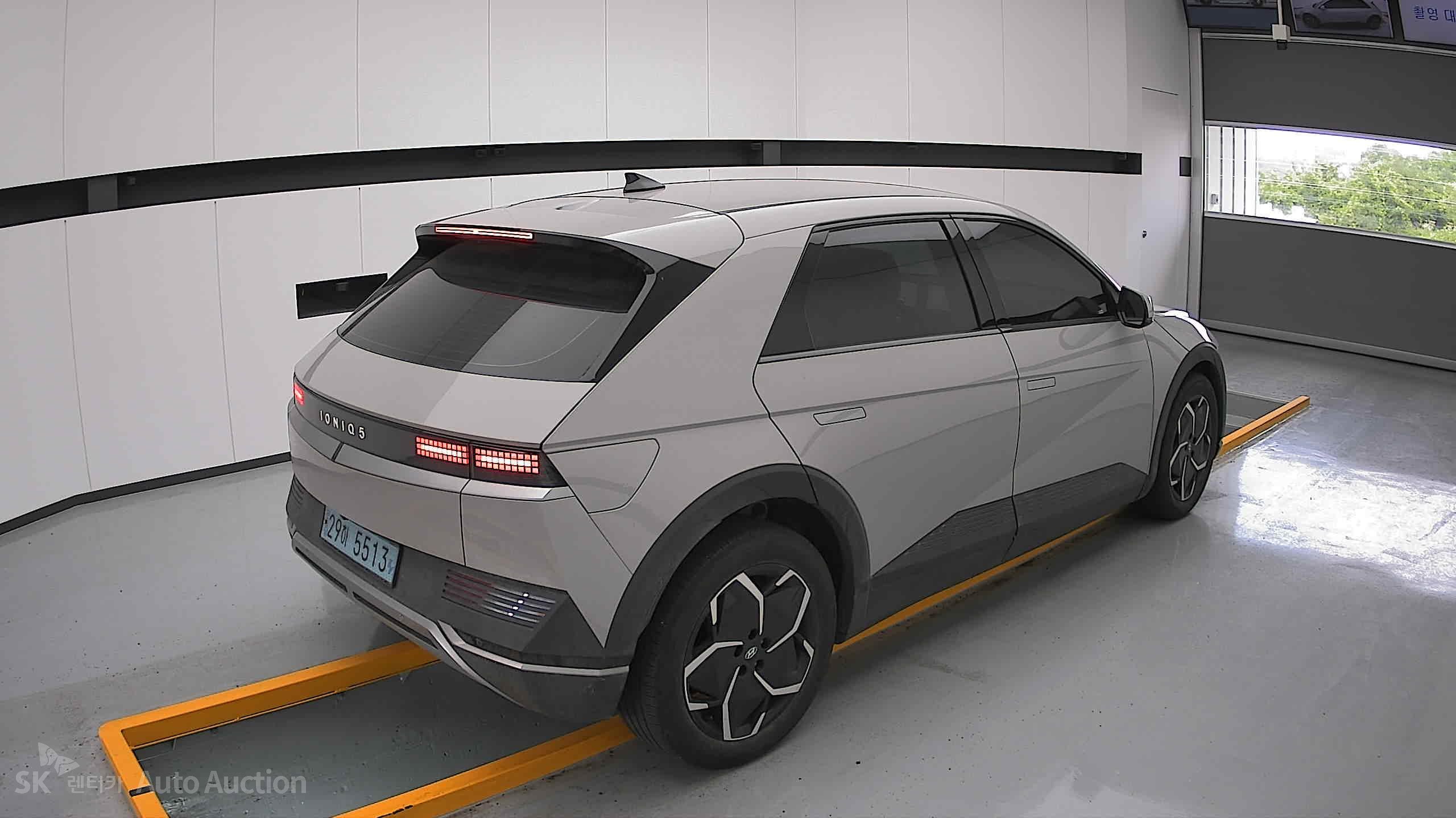 2022 - hyundai ioniq