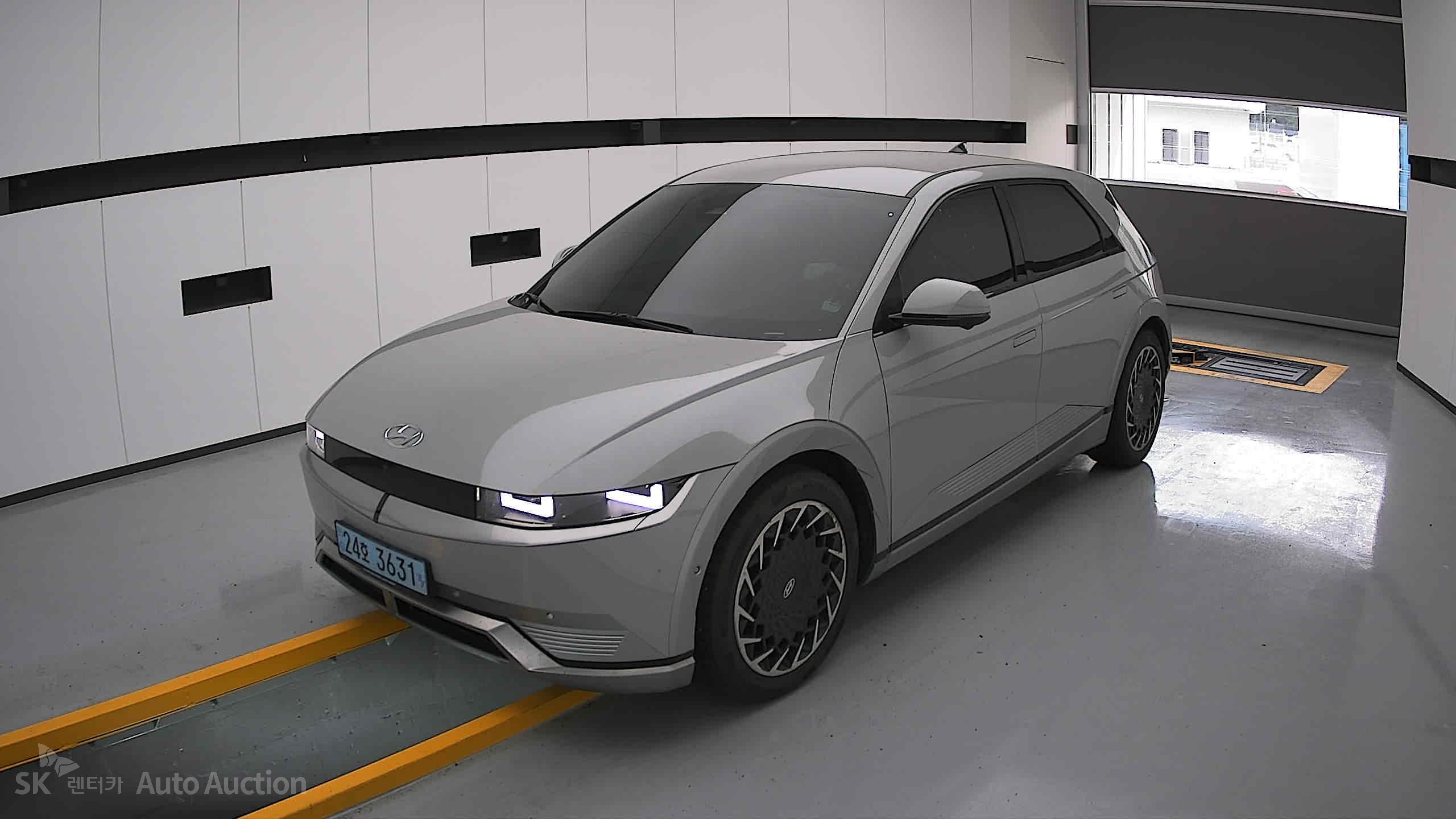 2022 - hyundai ioniq