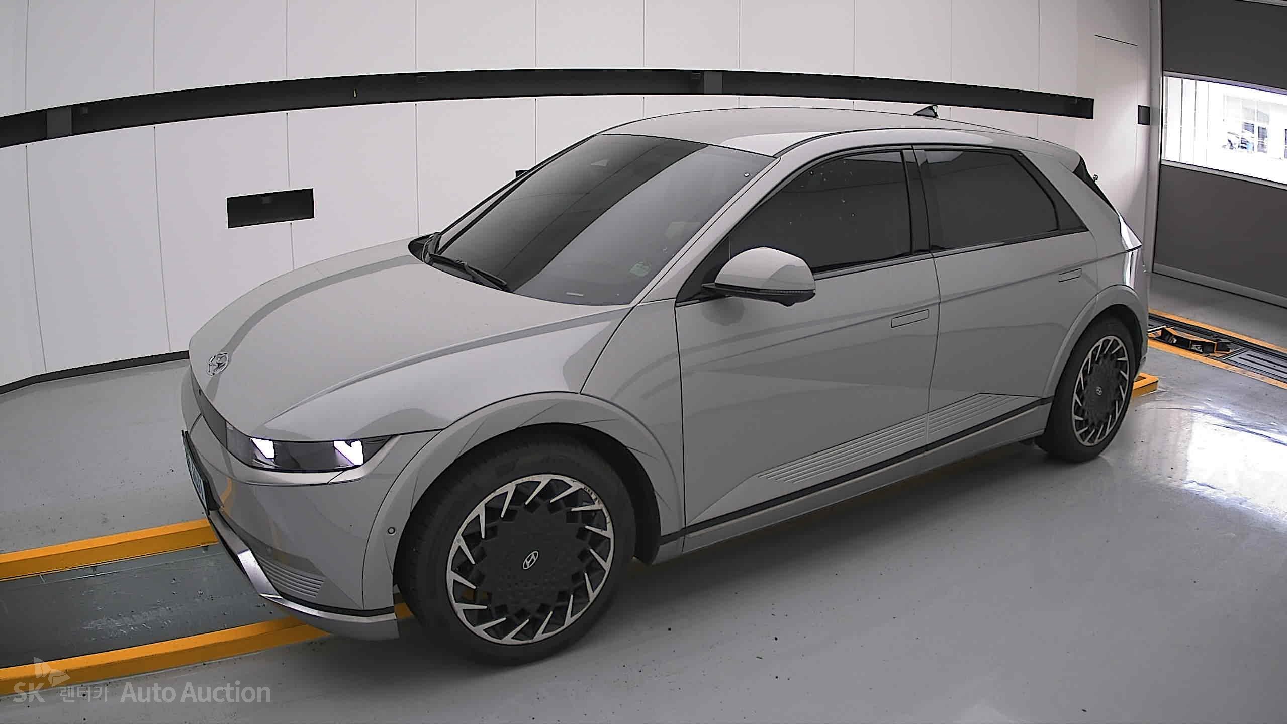 2022 - hyundai ioniq