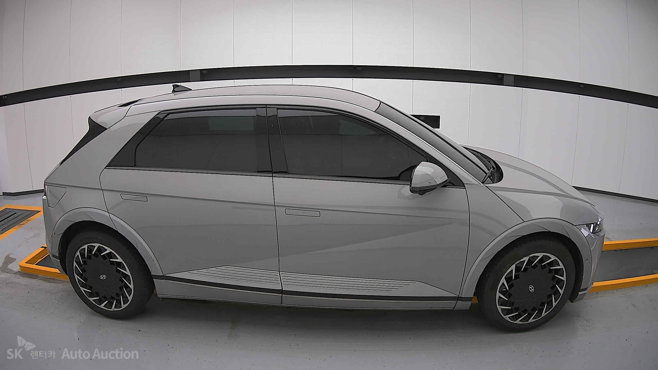 2022 - hyundai ioniq