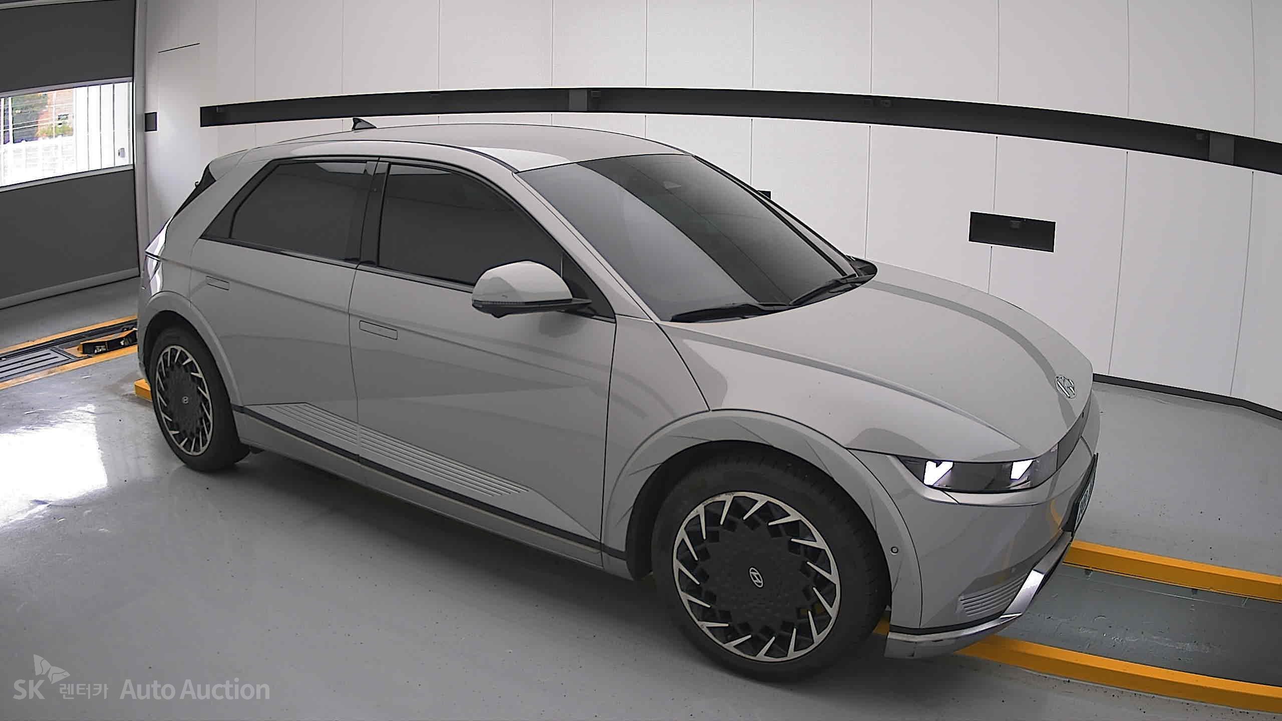 2022 - hyundai ioniq