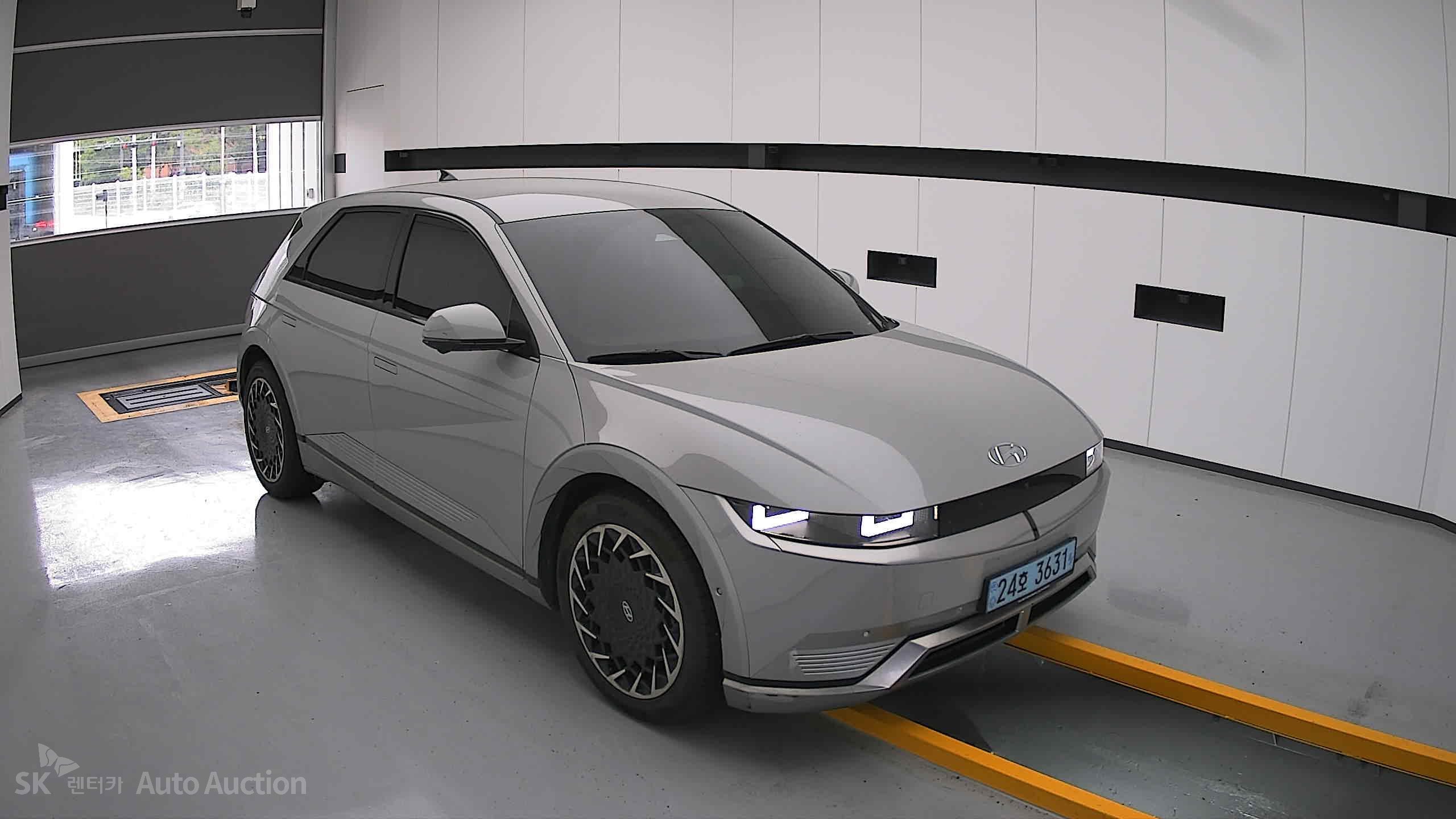 2022 - hyundai ioniq