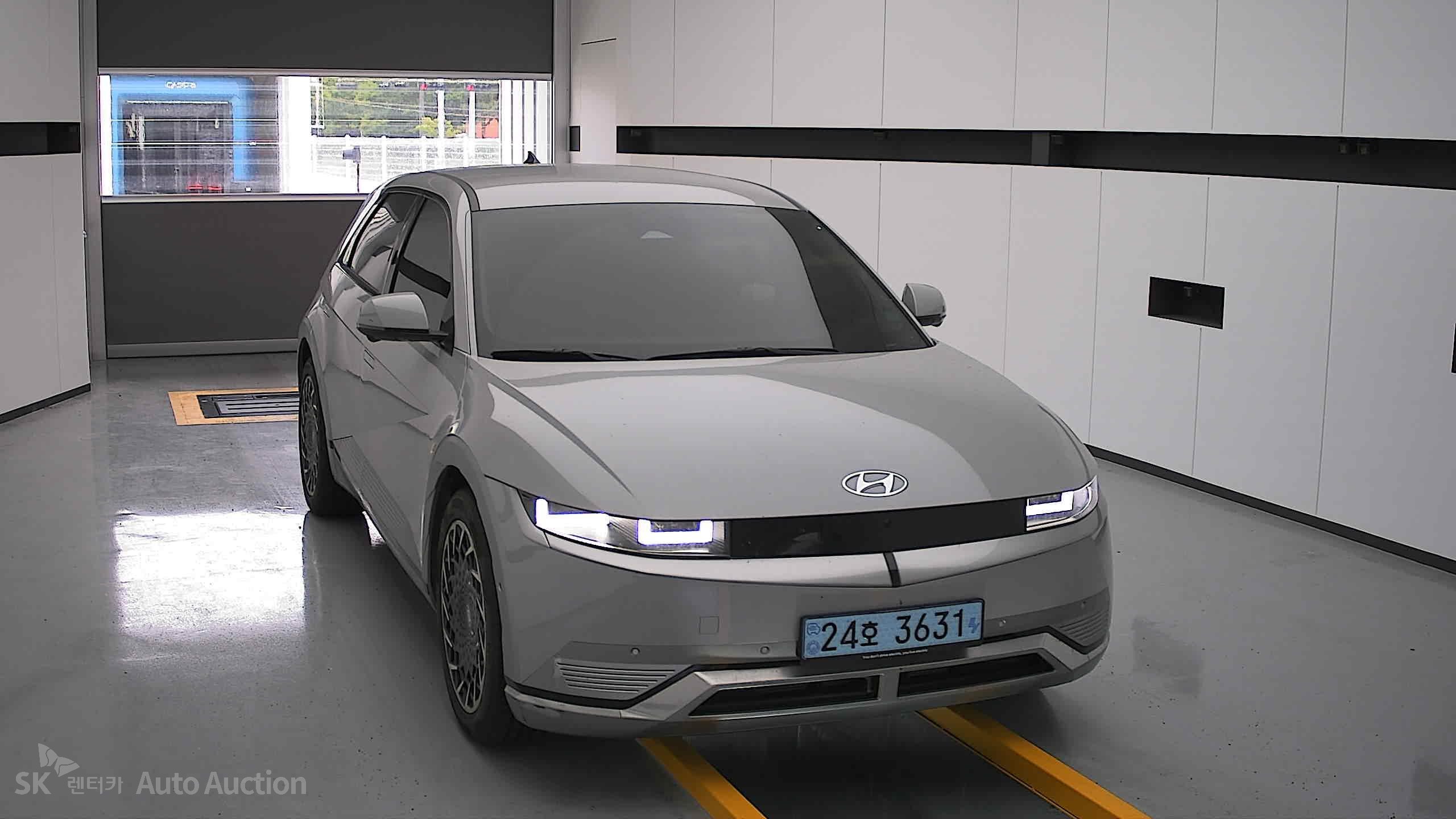 2022 - hyundai ioniq