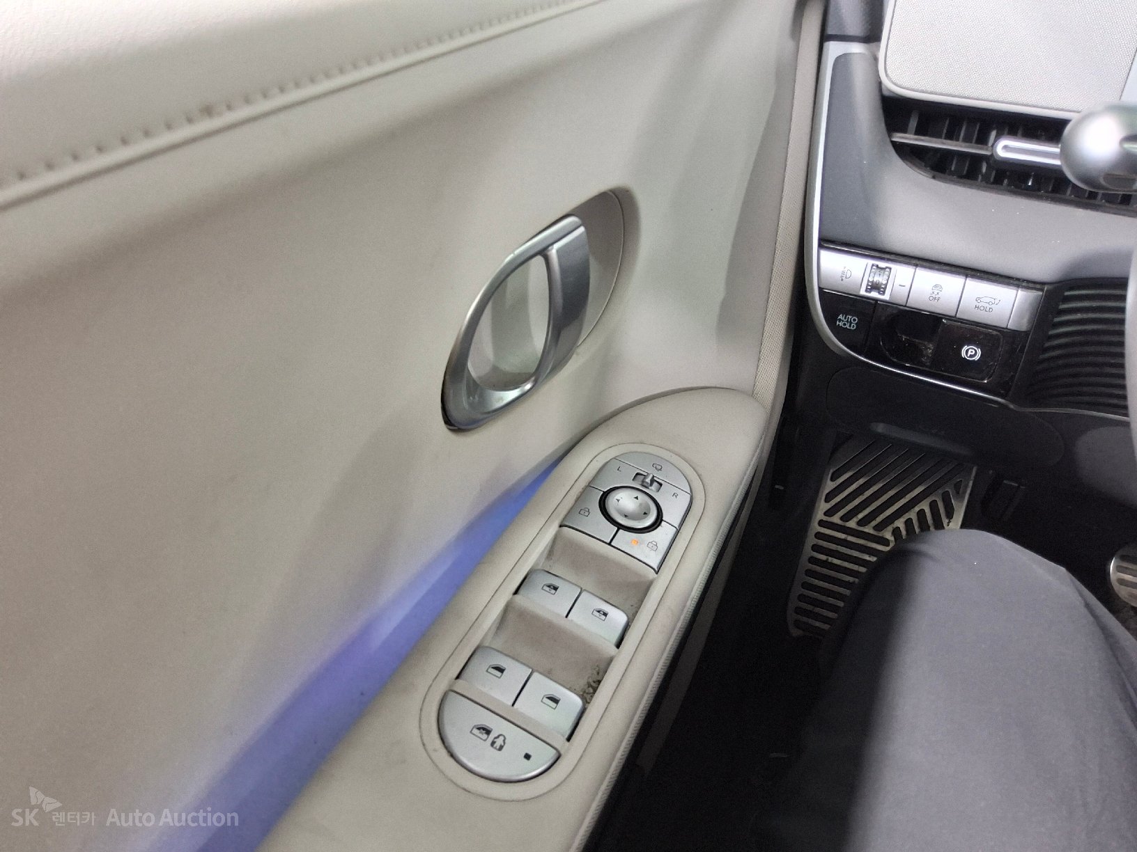 2022 - hyundai ioniq