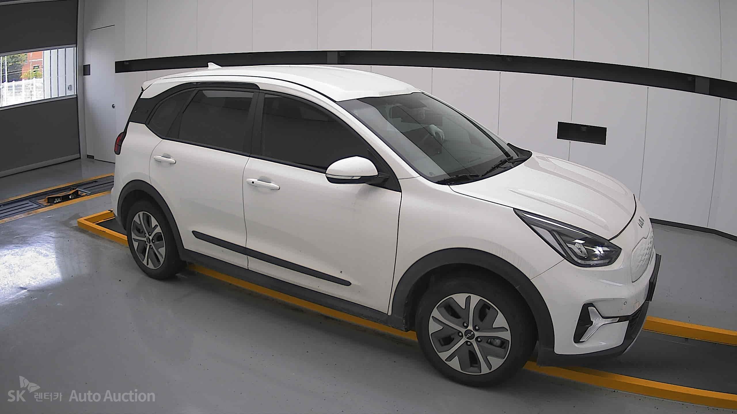 2023 - kia niro