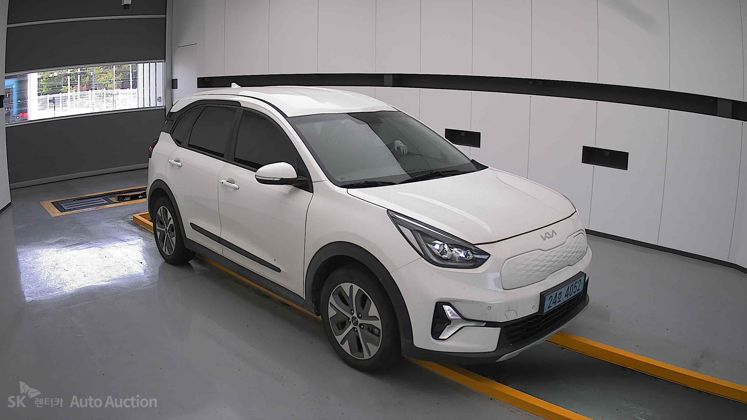 2023 - kia niro