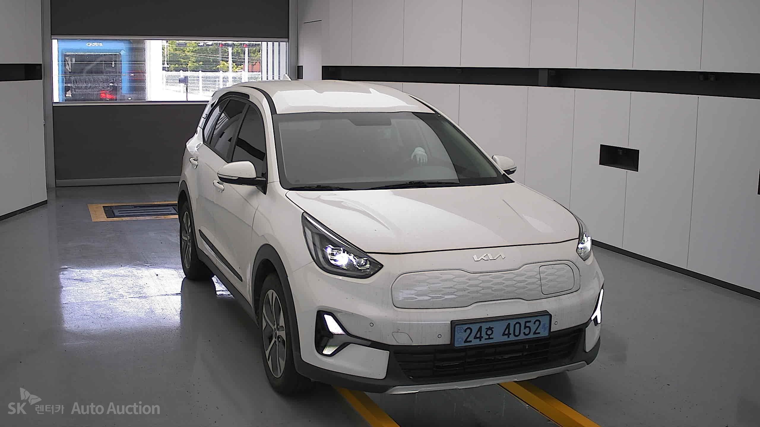 2023 - kia niro