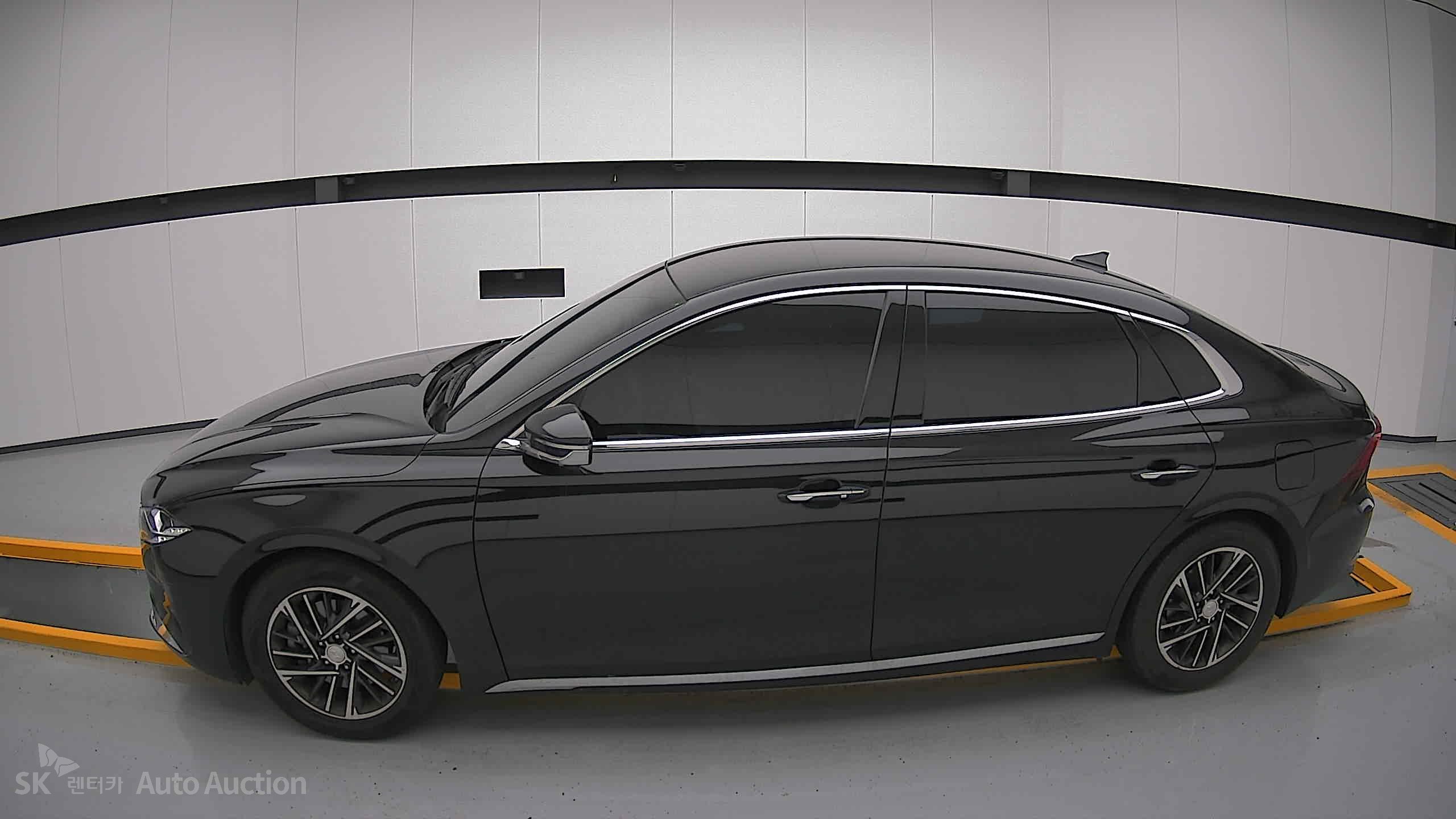 2021 - hyundai grandeur