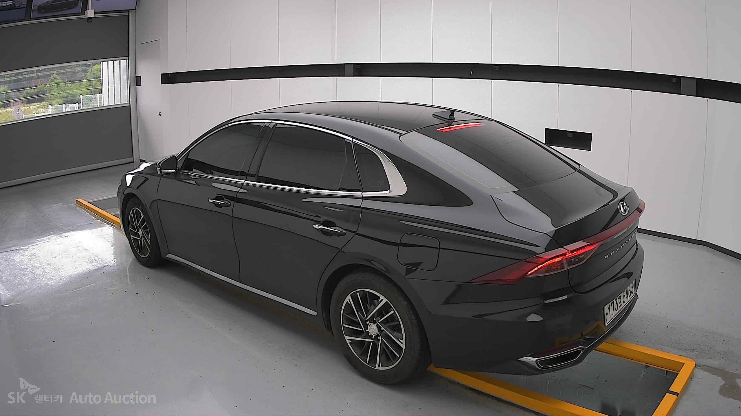 2021 - hyundai grandeur