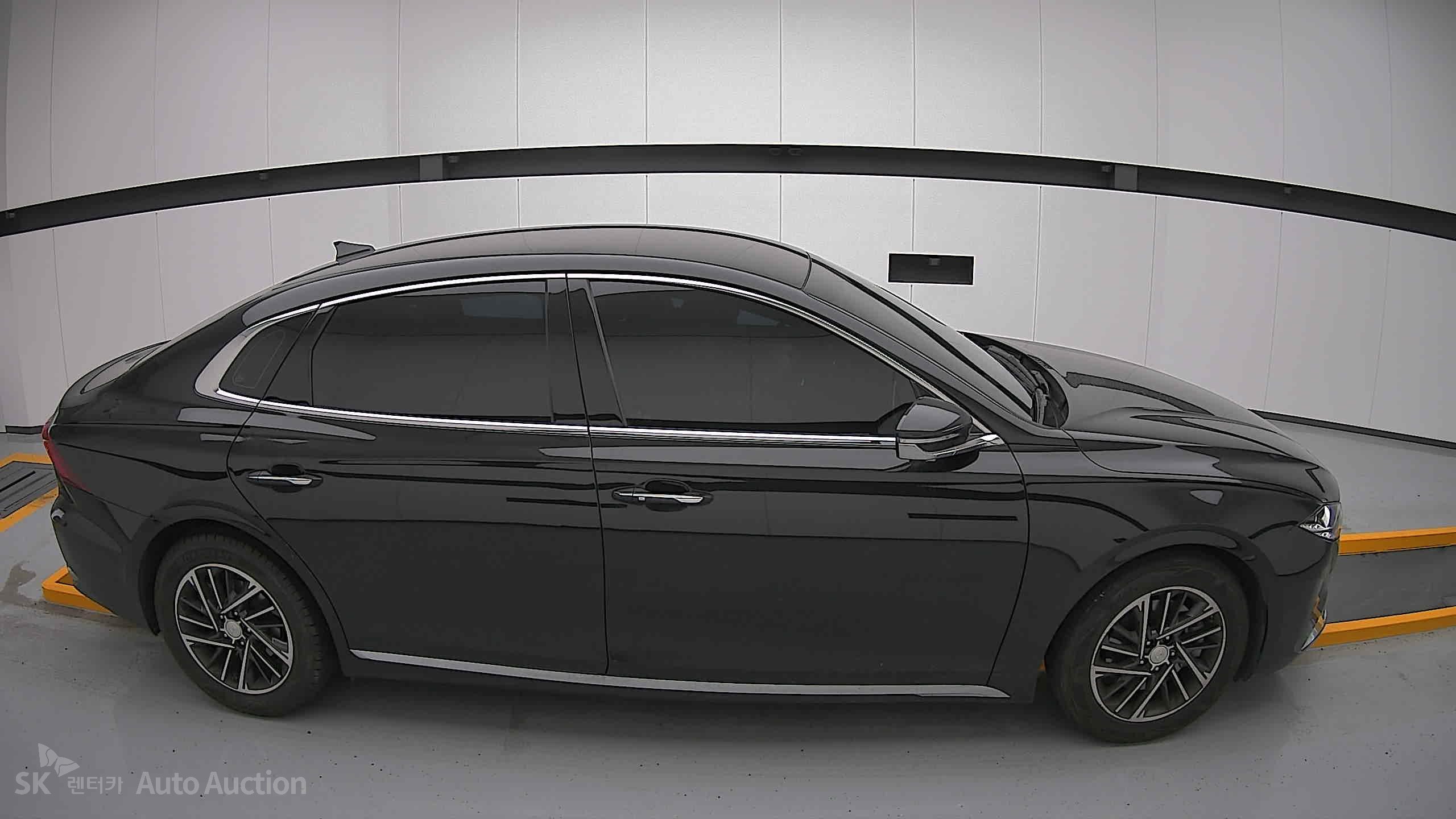 2021 - hyundai grandeur