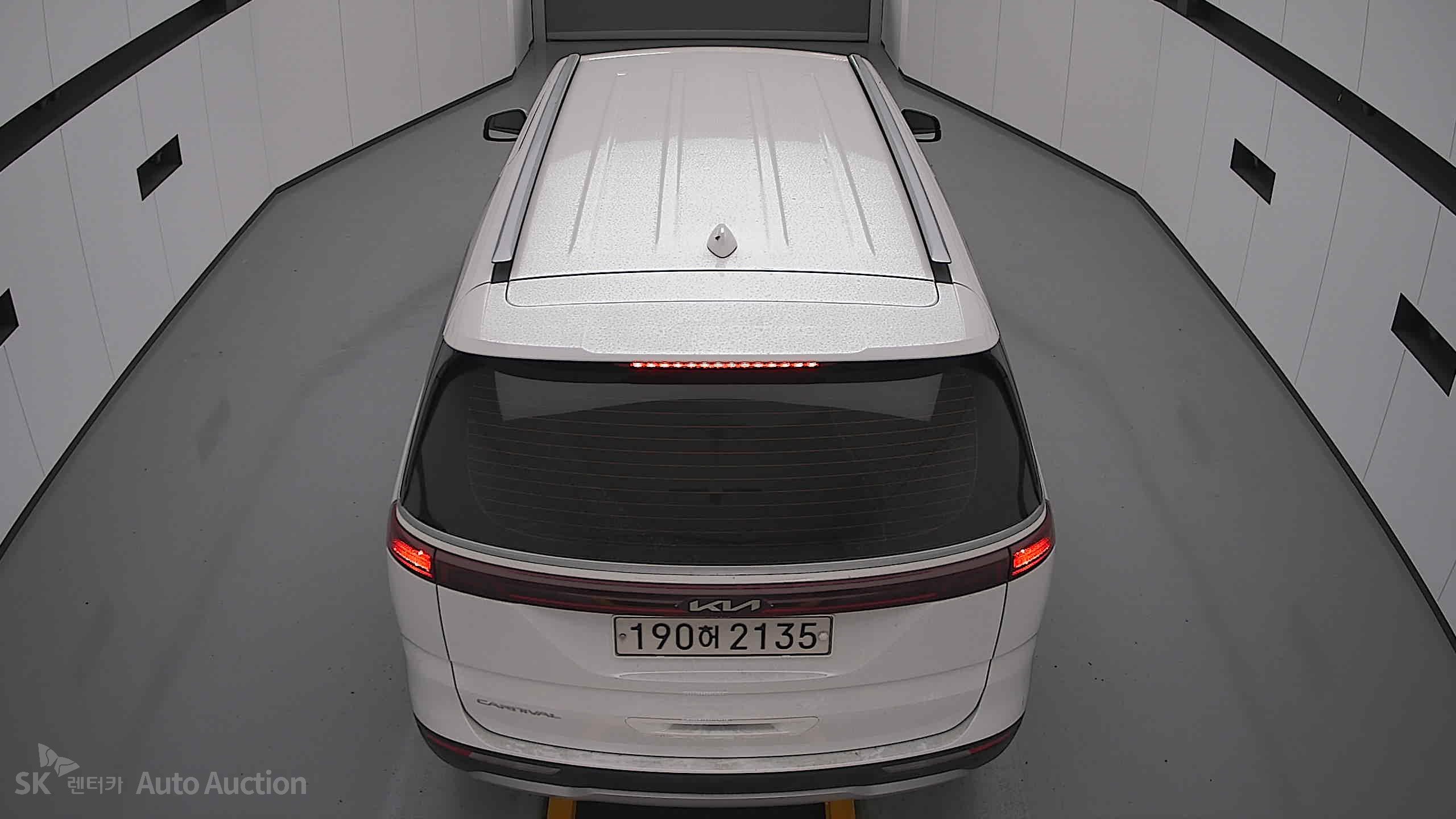 2022 - kia carnival