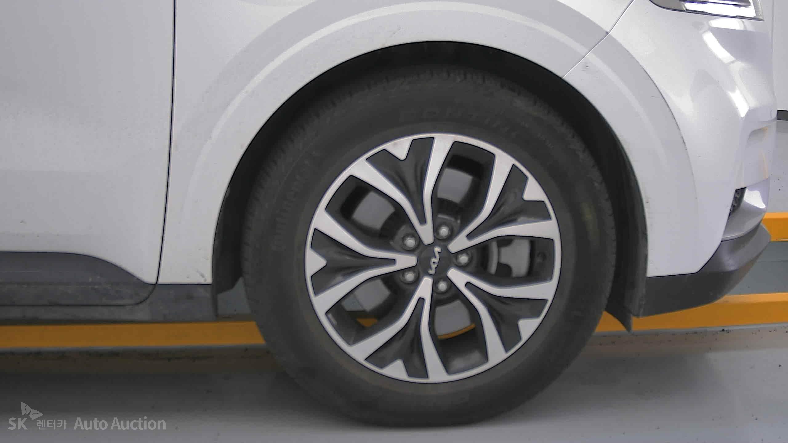 2022 - kia carnival