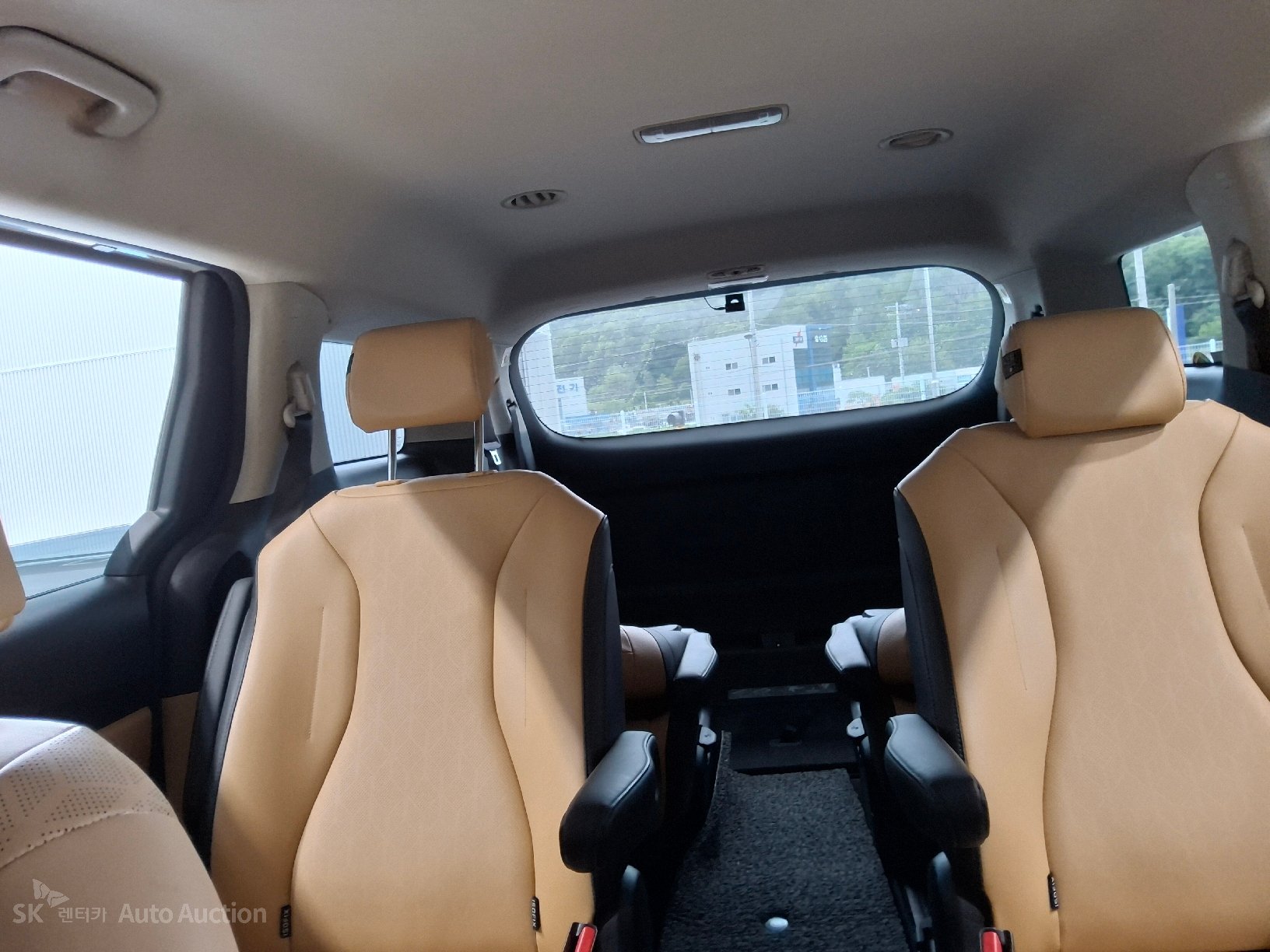 2022 - kia carnival