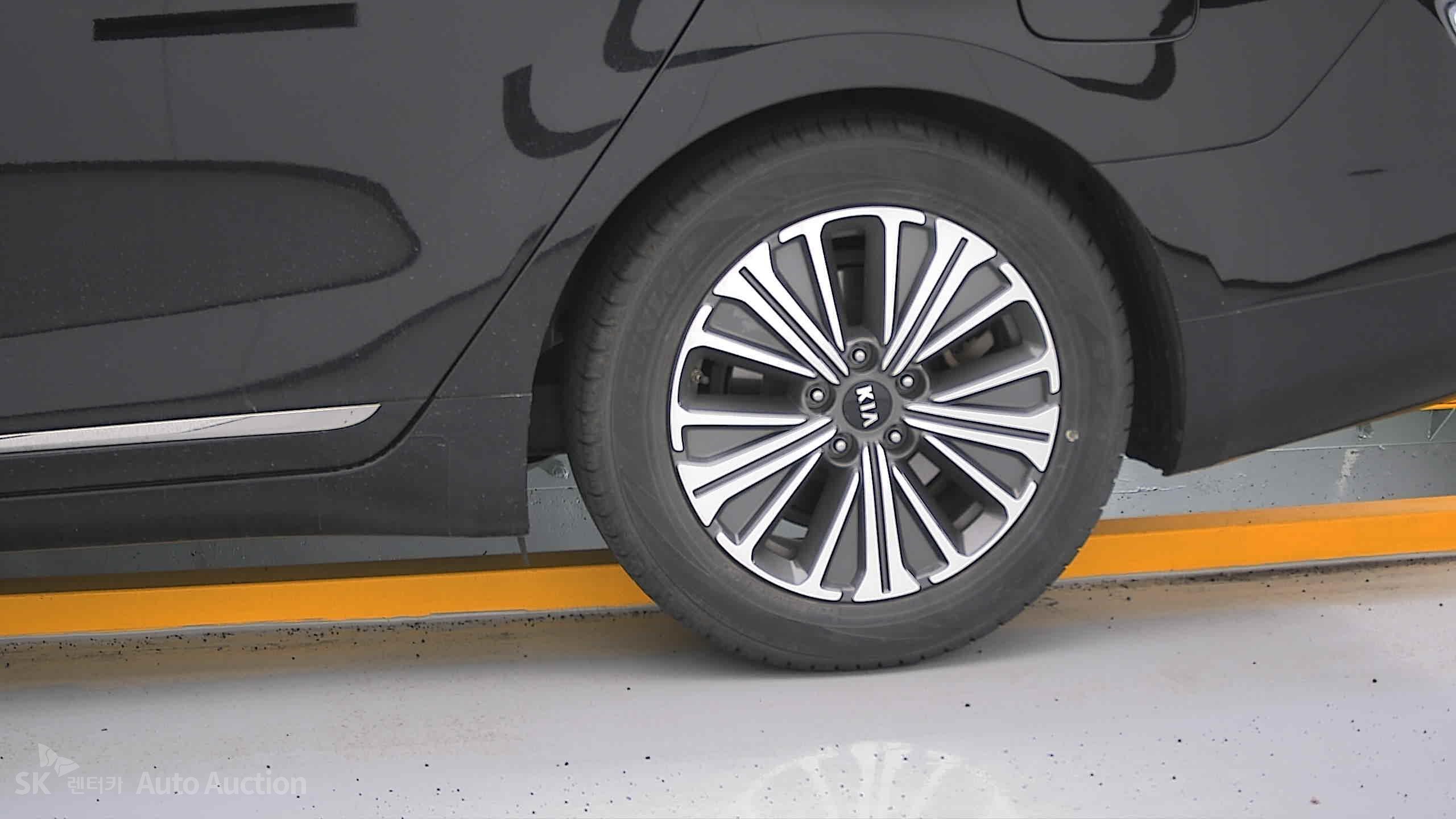 2020 - kia k7