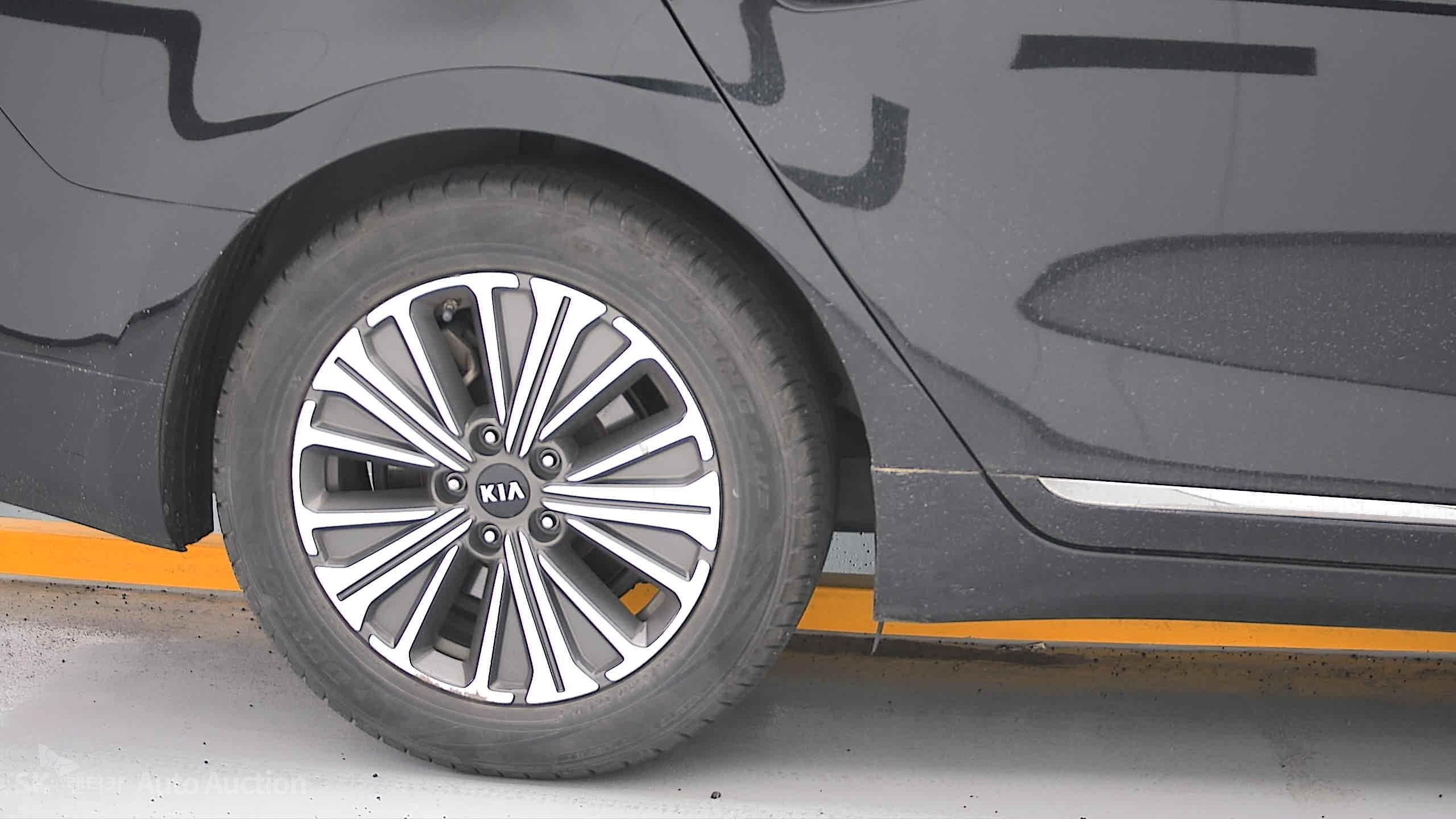 2020 - kia k7