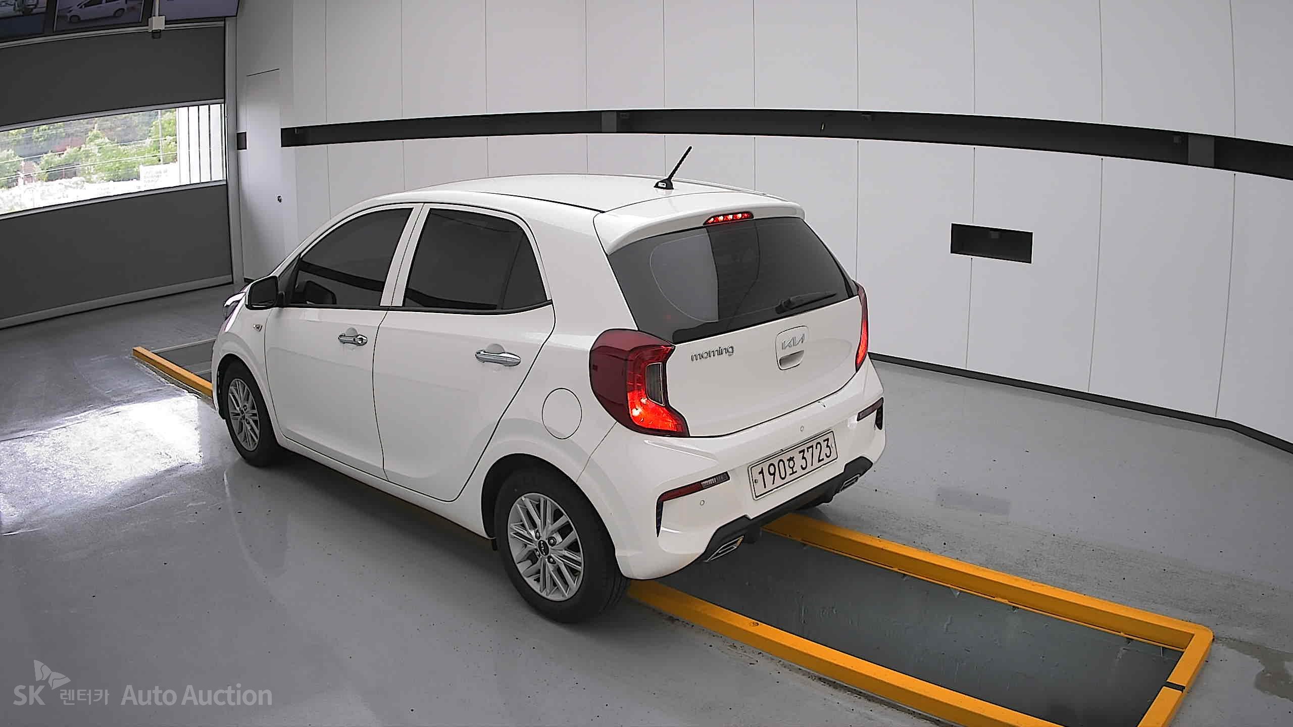2022 - kia morning