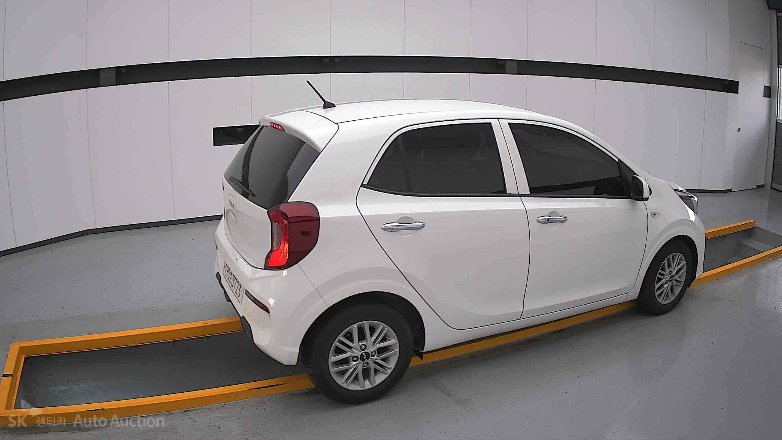 2022 - kia morning