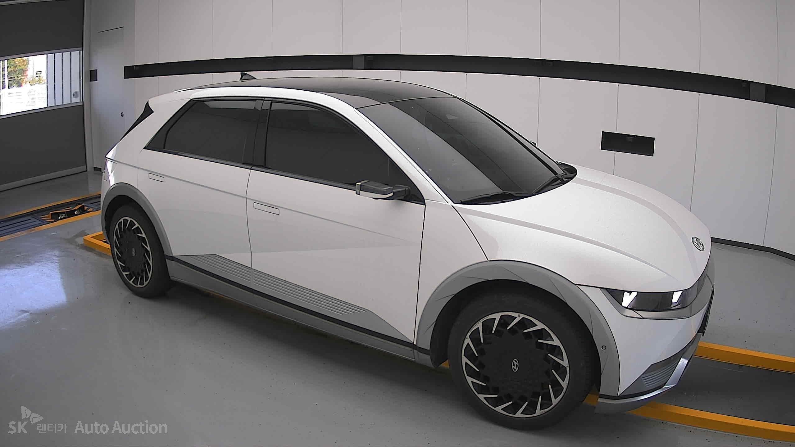 2022 - hyundai ioniq