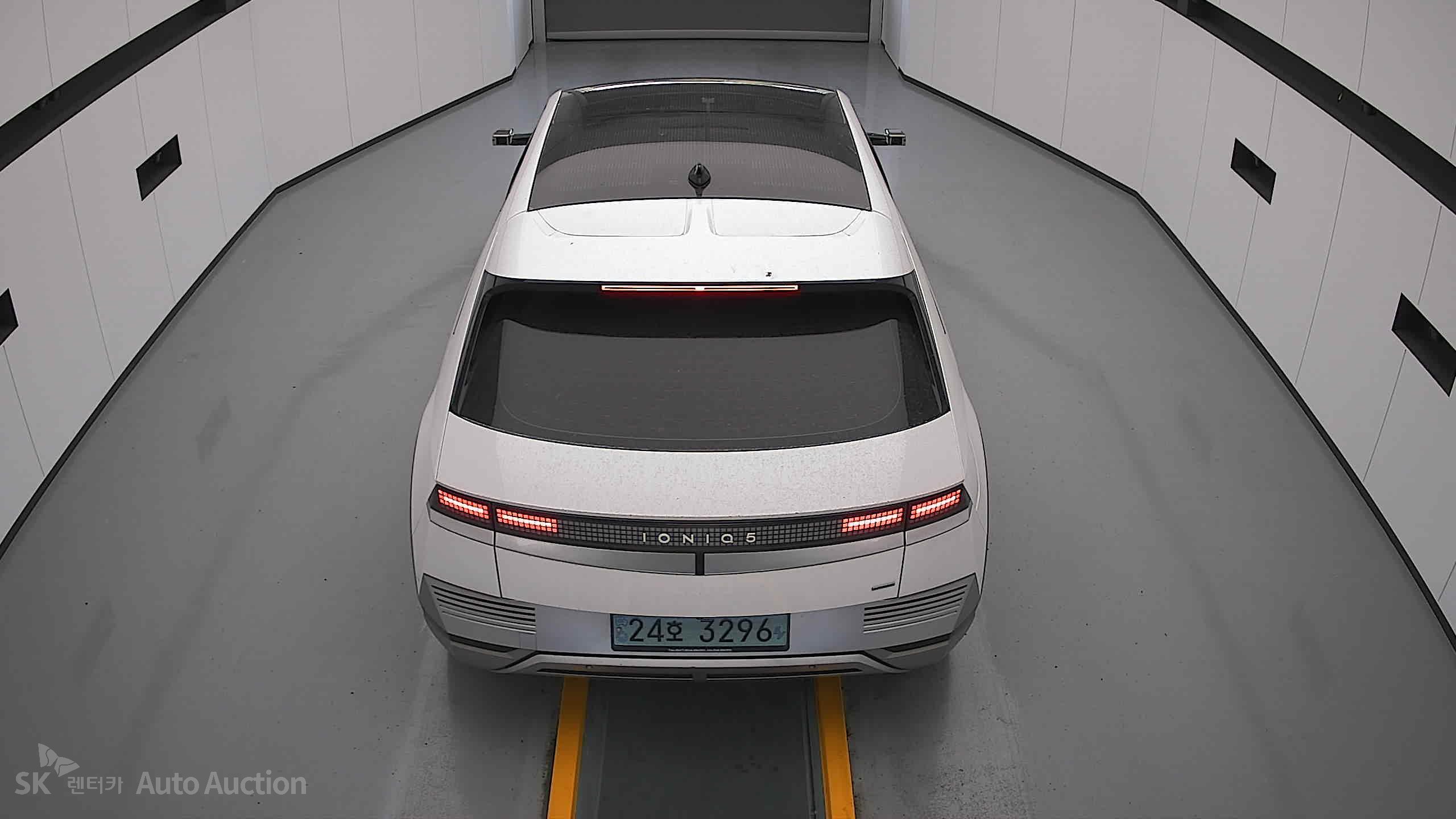 2022 - hyundai ioniq