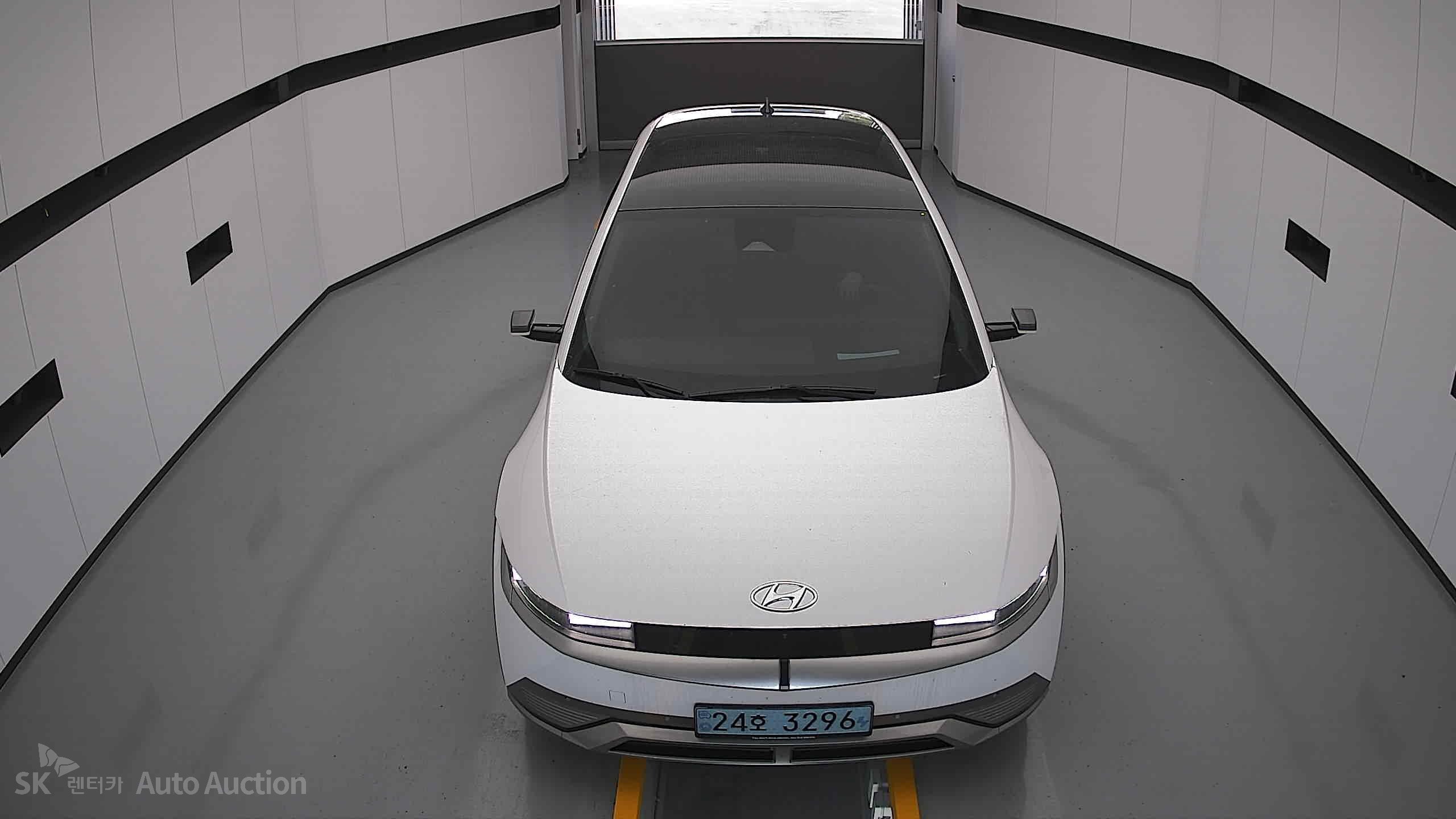 2022 - hyundai ioniq