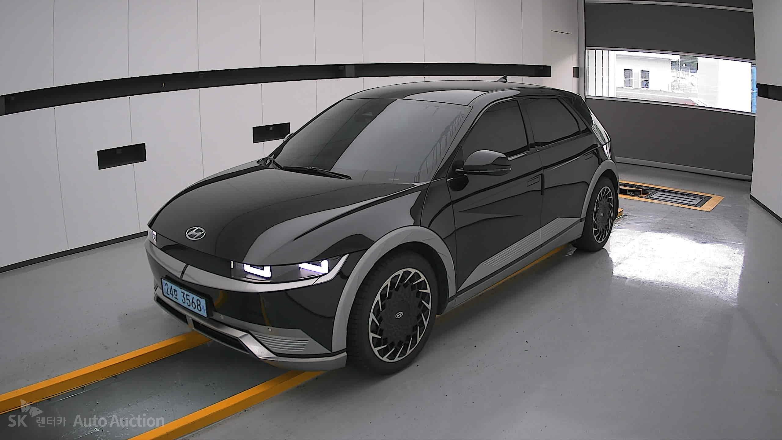 2022 - hyundai ioniq