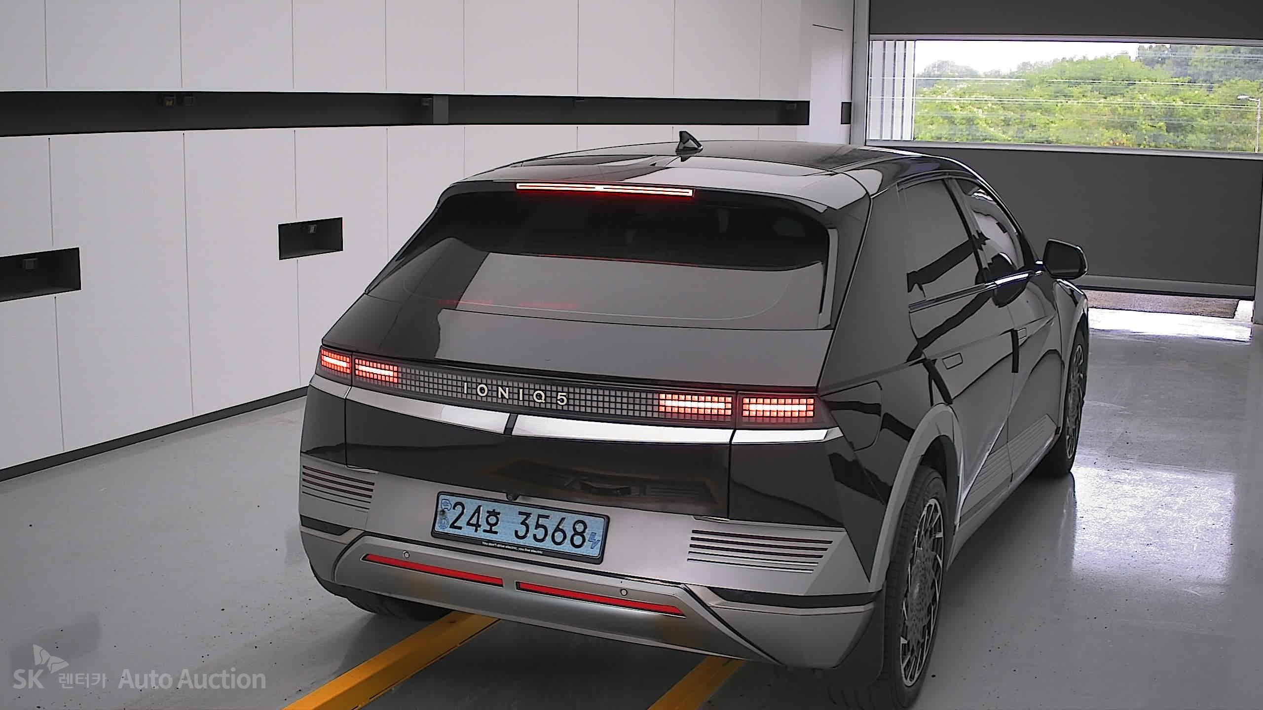 2022 - hyundai ioniq