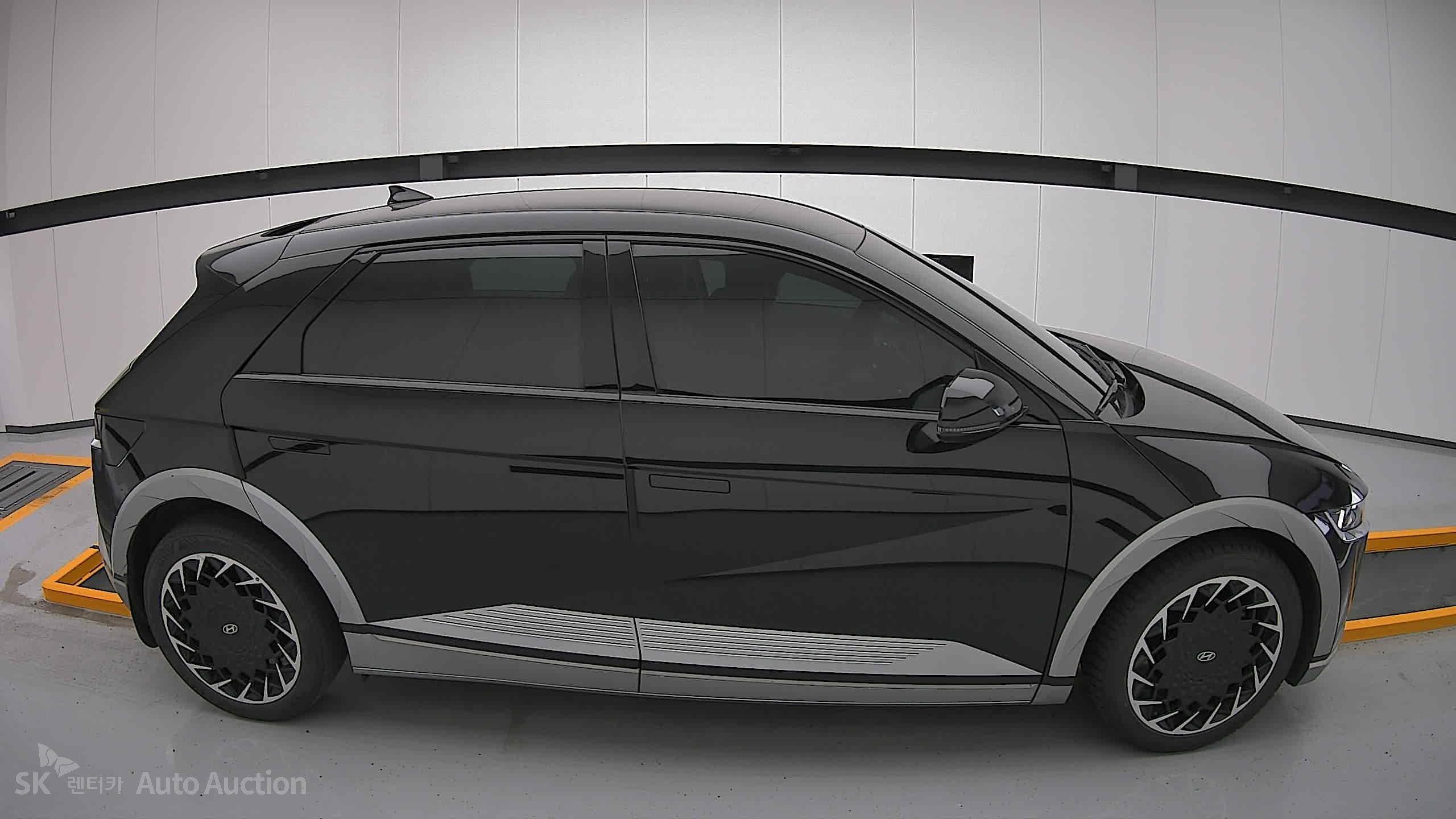 2022 - hyundai ioniq