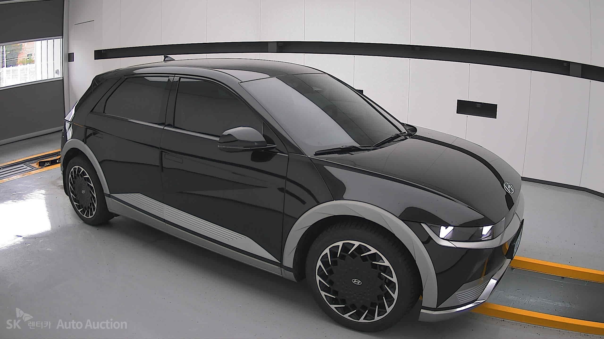 2022 - hyundai ioniq