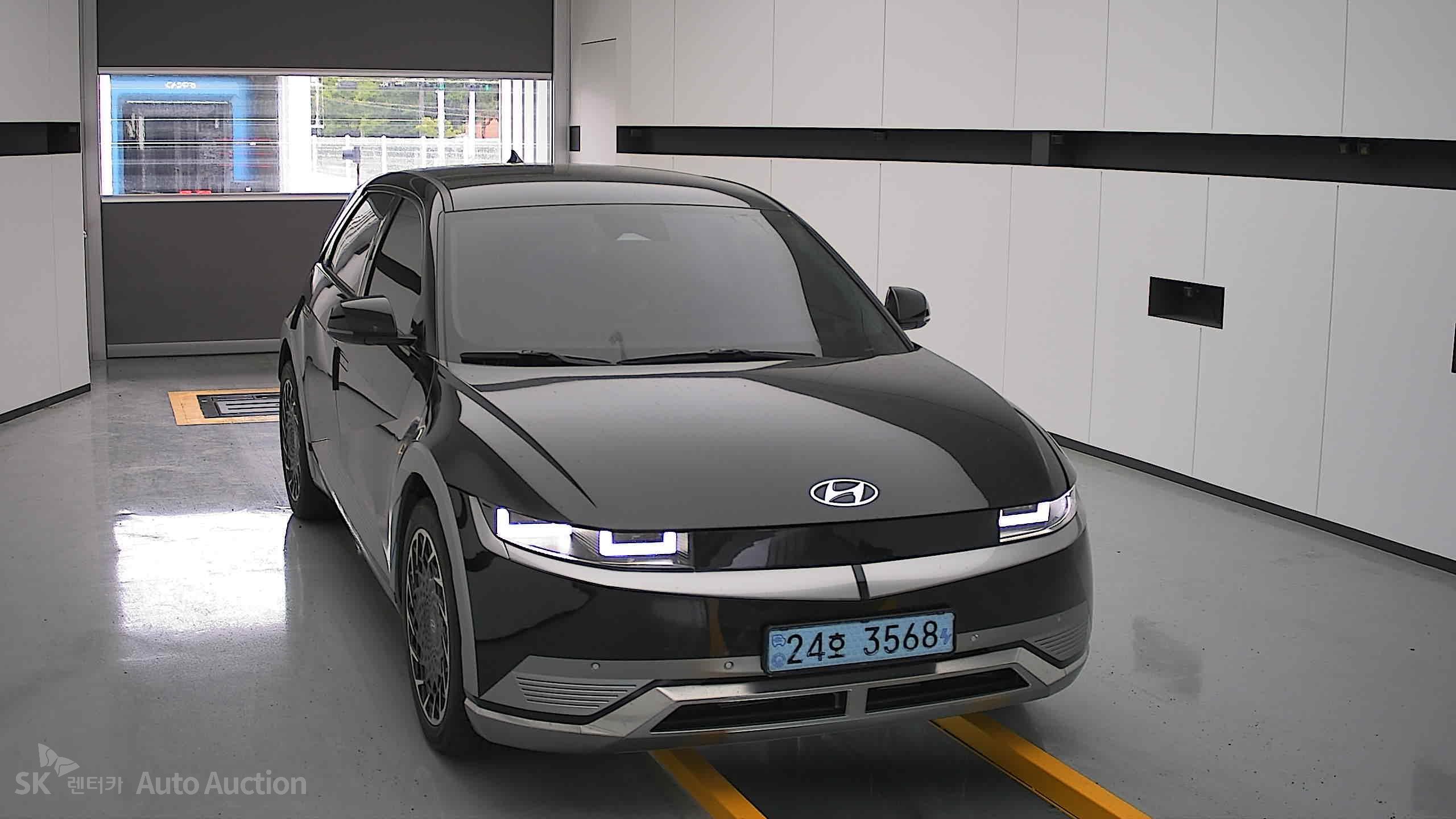 2022 - hyundai ioniq