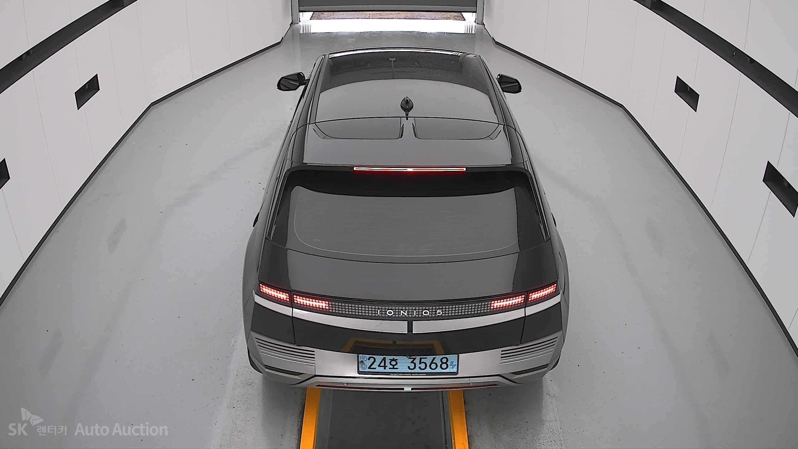 2022 - hyundai ioniq