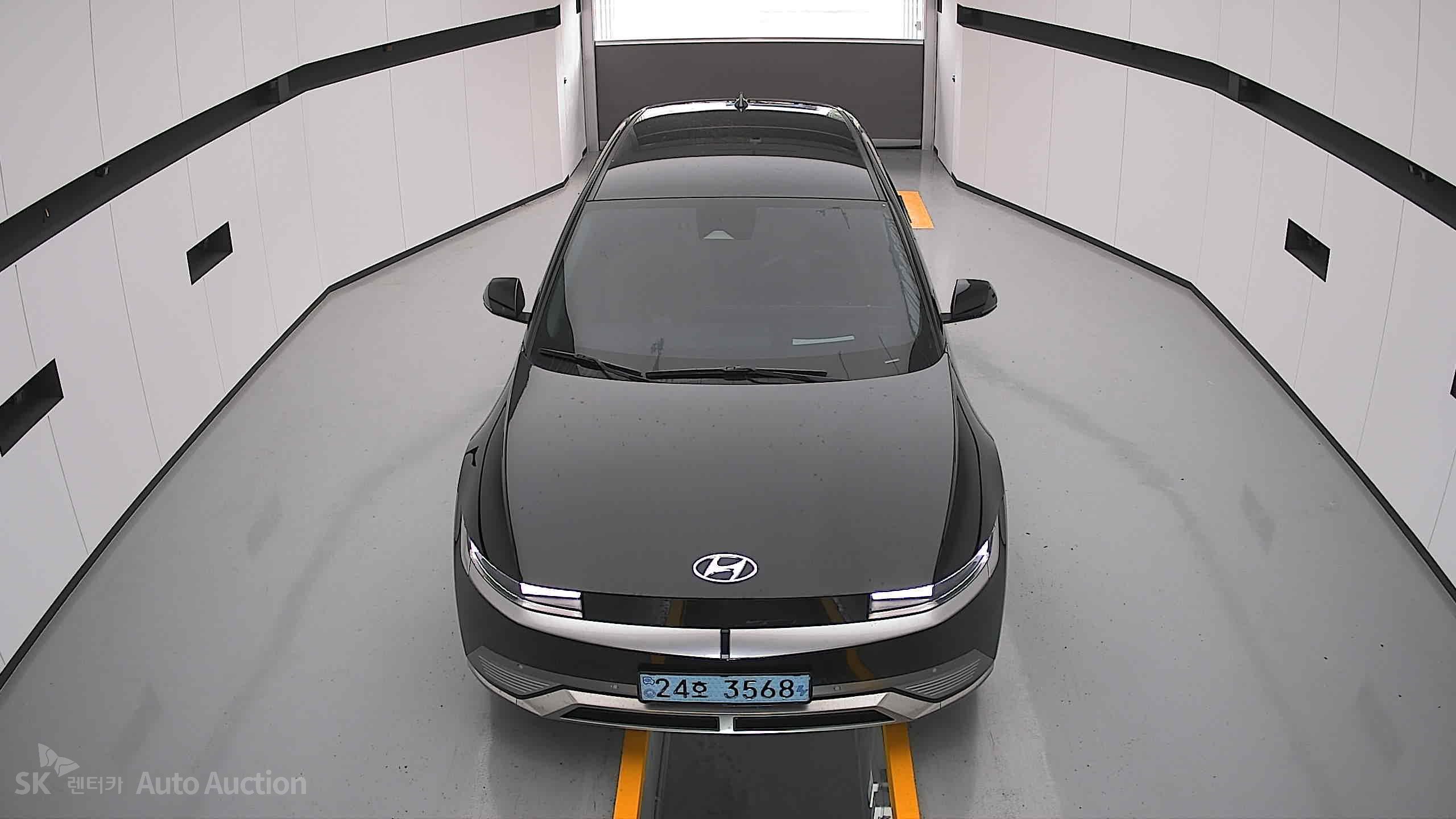 2022 - hyundai ioniq