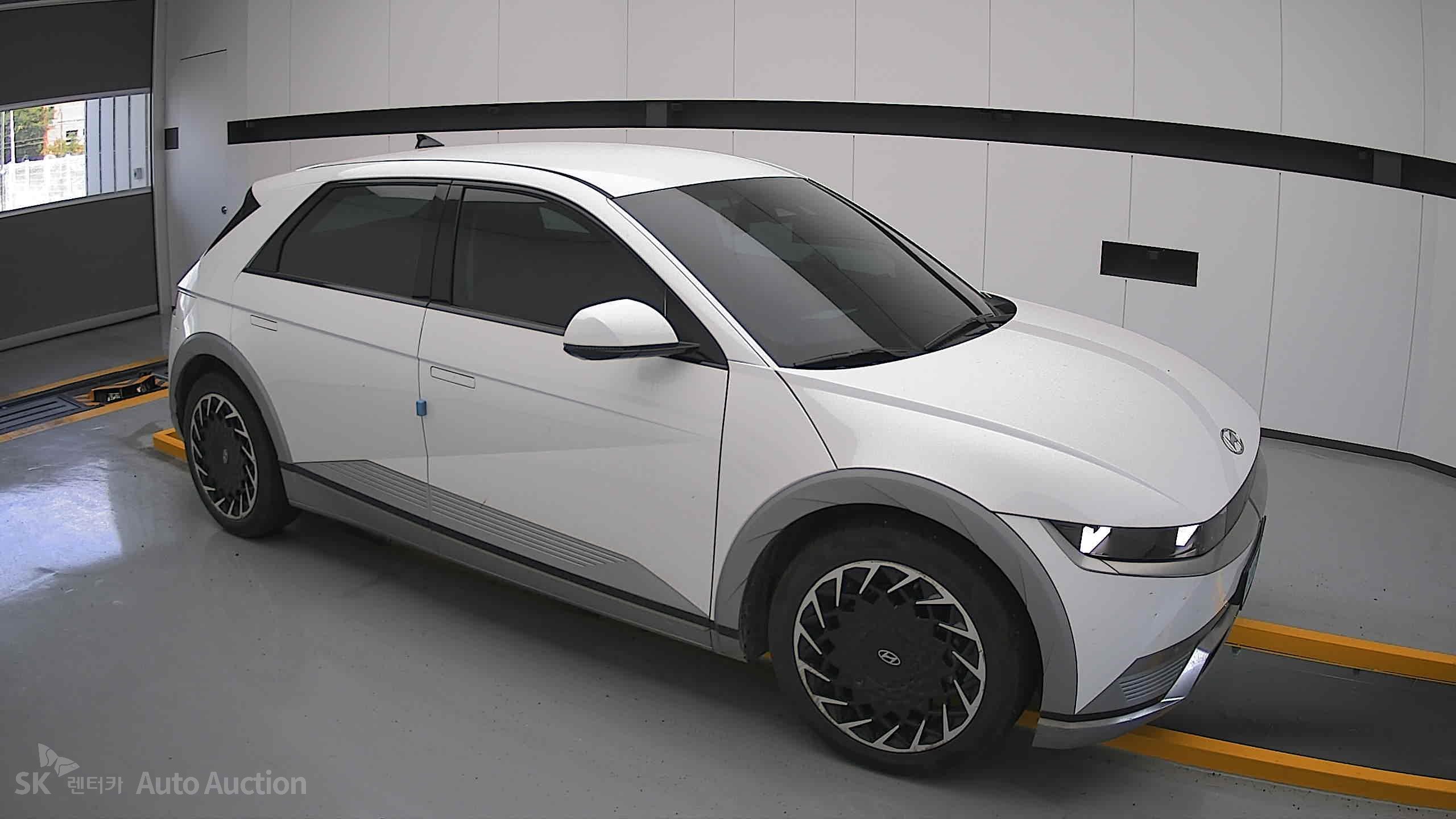 2022 - hyundai ioniq