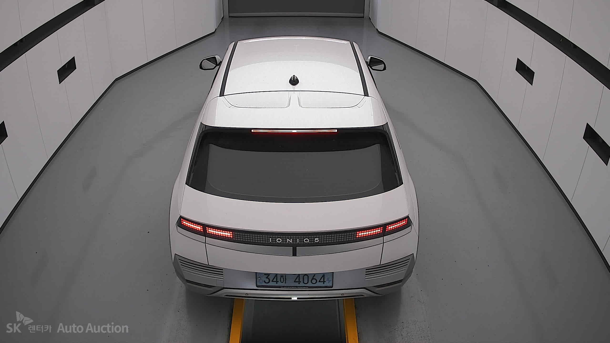 2022 - hyundai ioniq