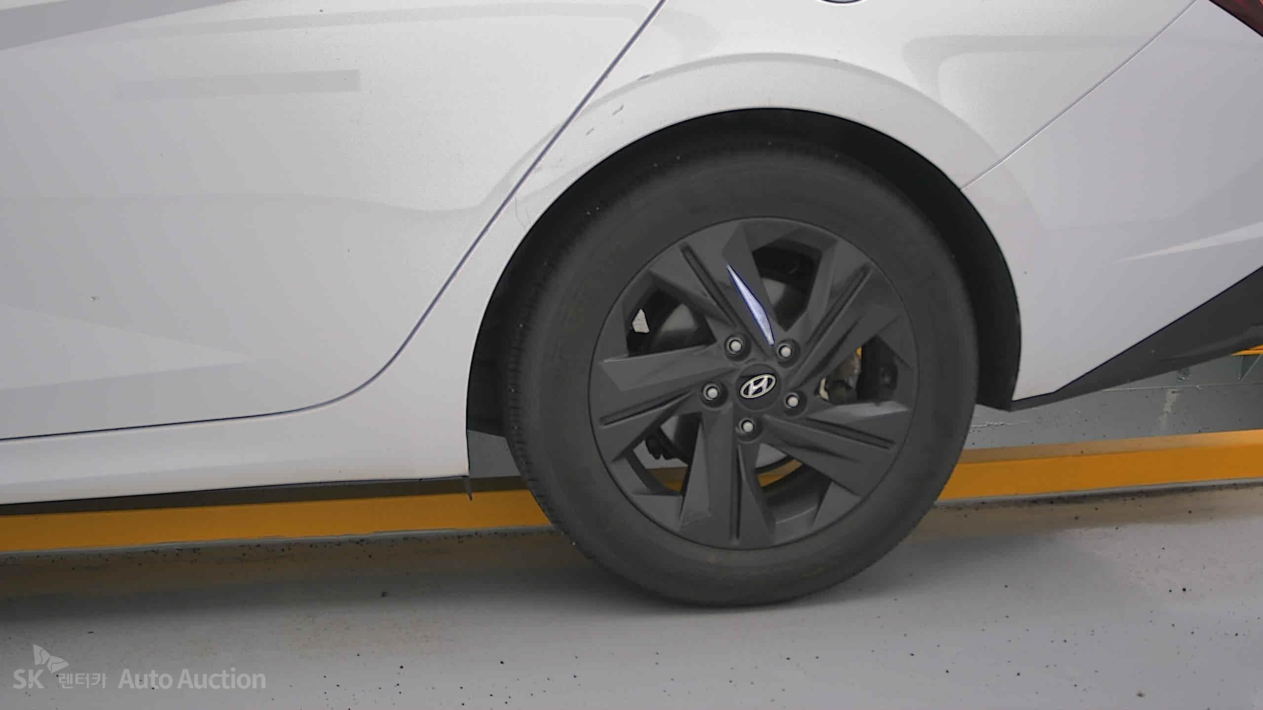 2023 - hyundai avante