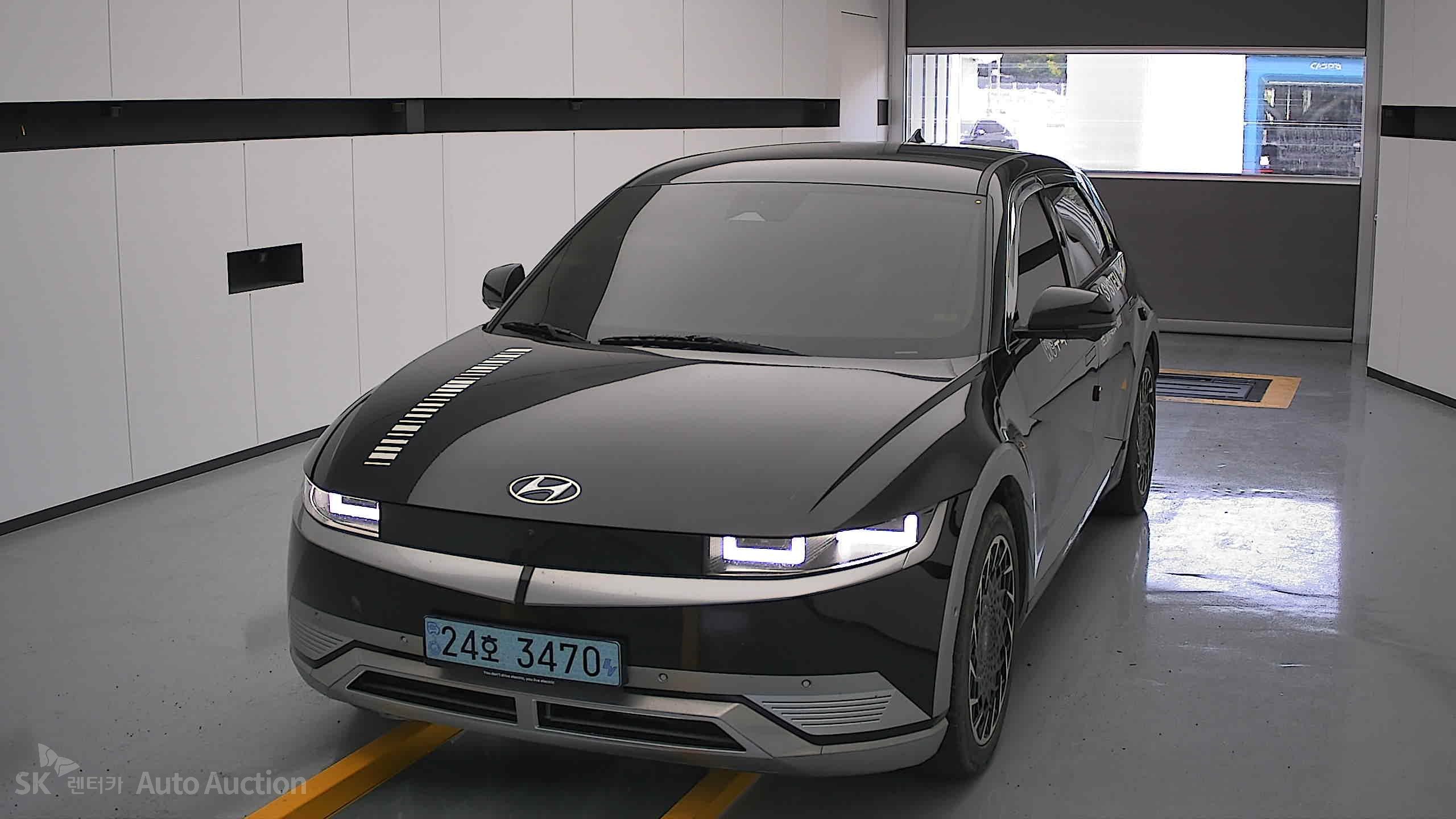 2022 - hyundai ioniq