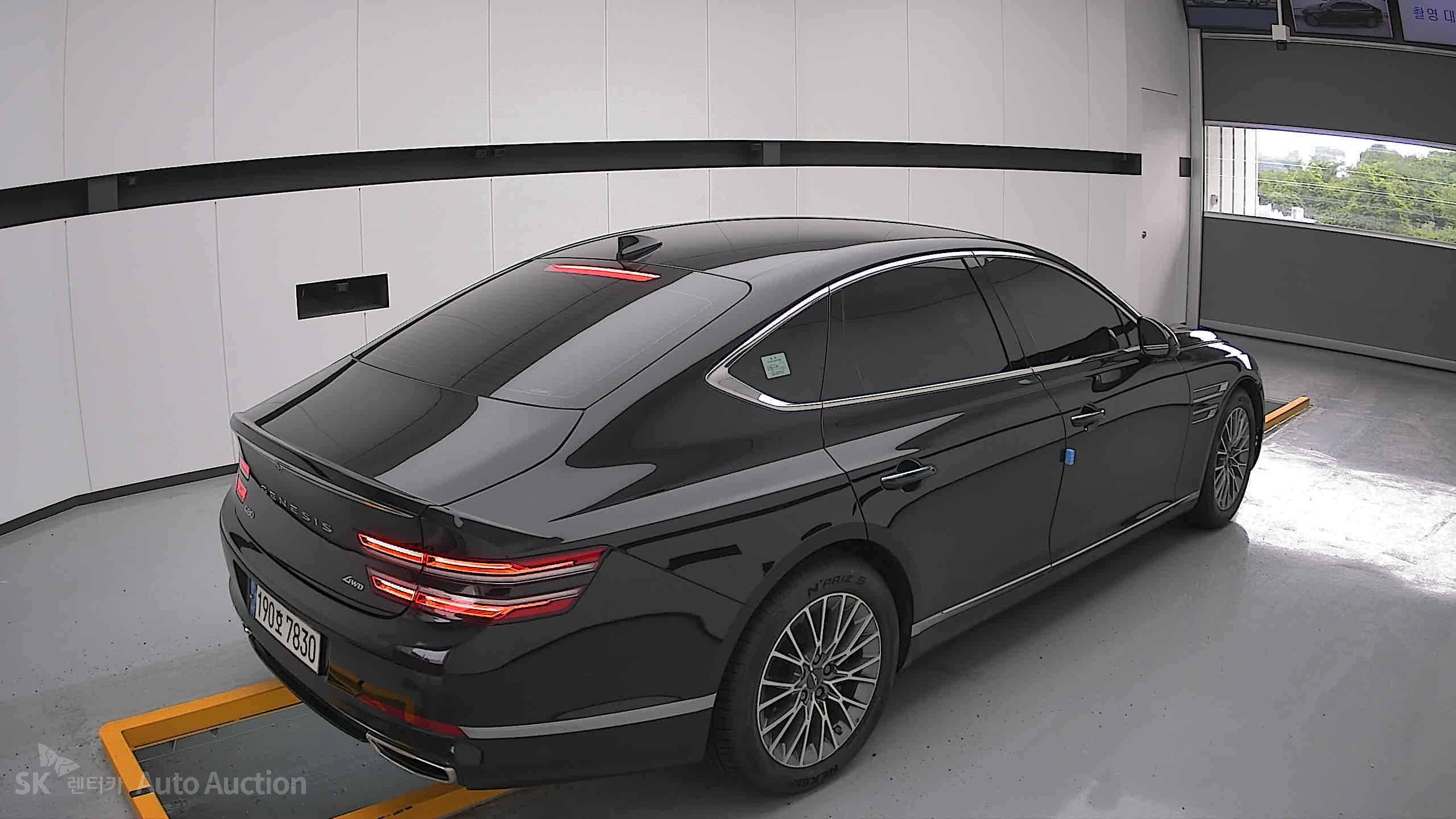 2022 - genesis g80