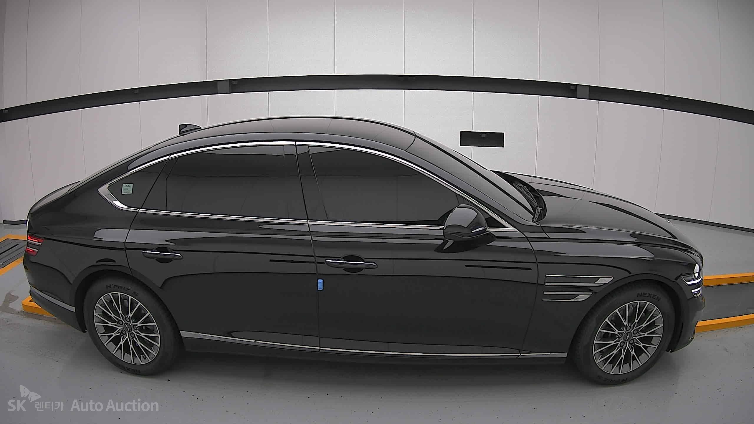 2022 - genesis g80