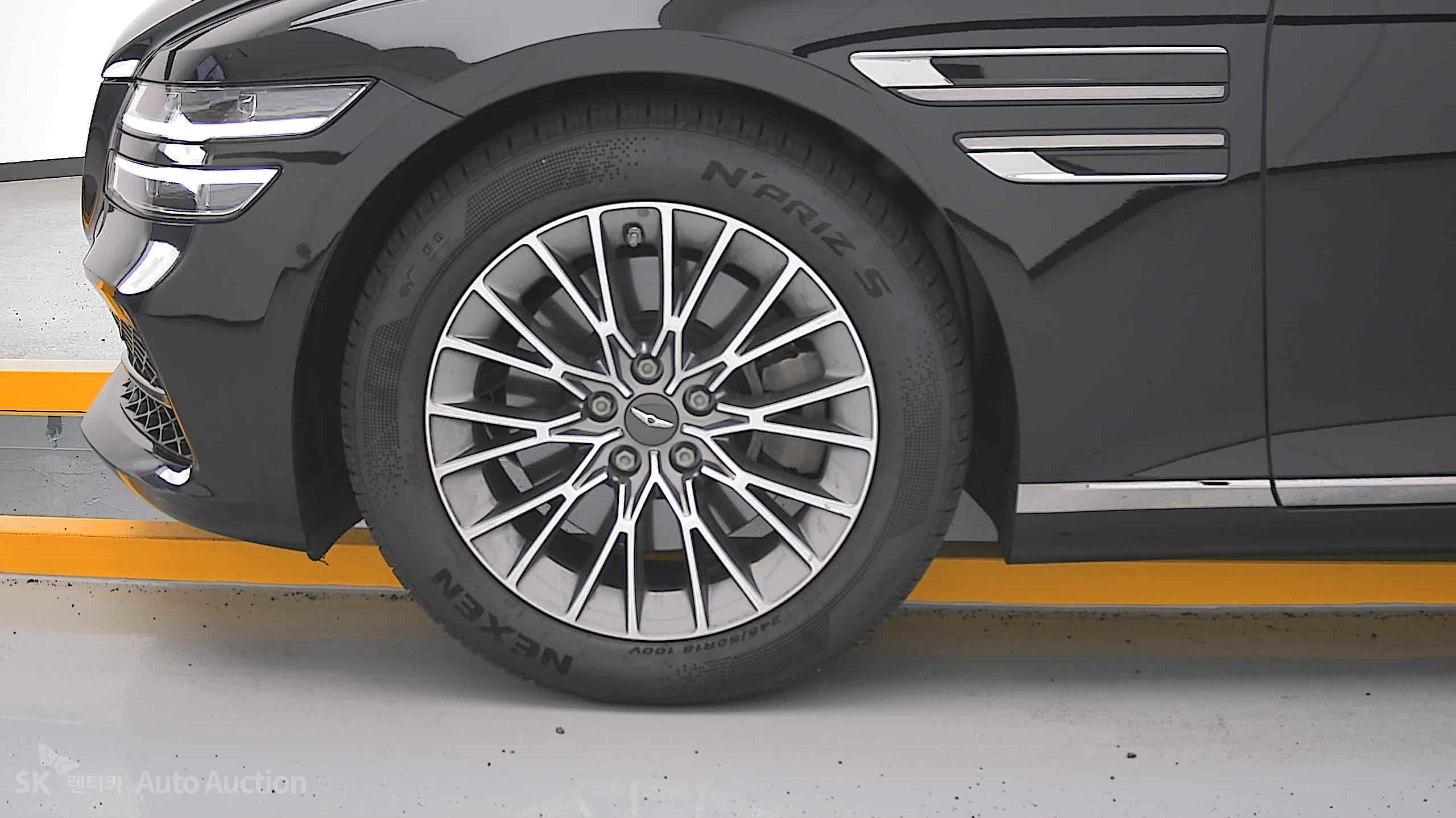 2022 - genesis g80