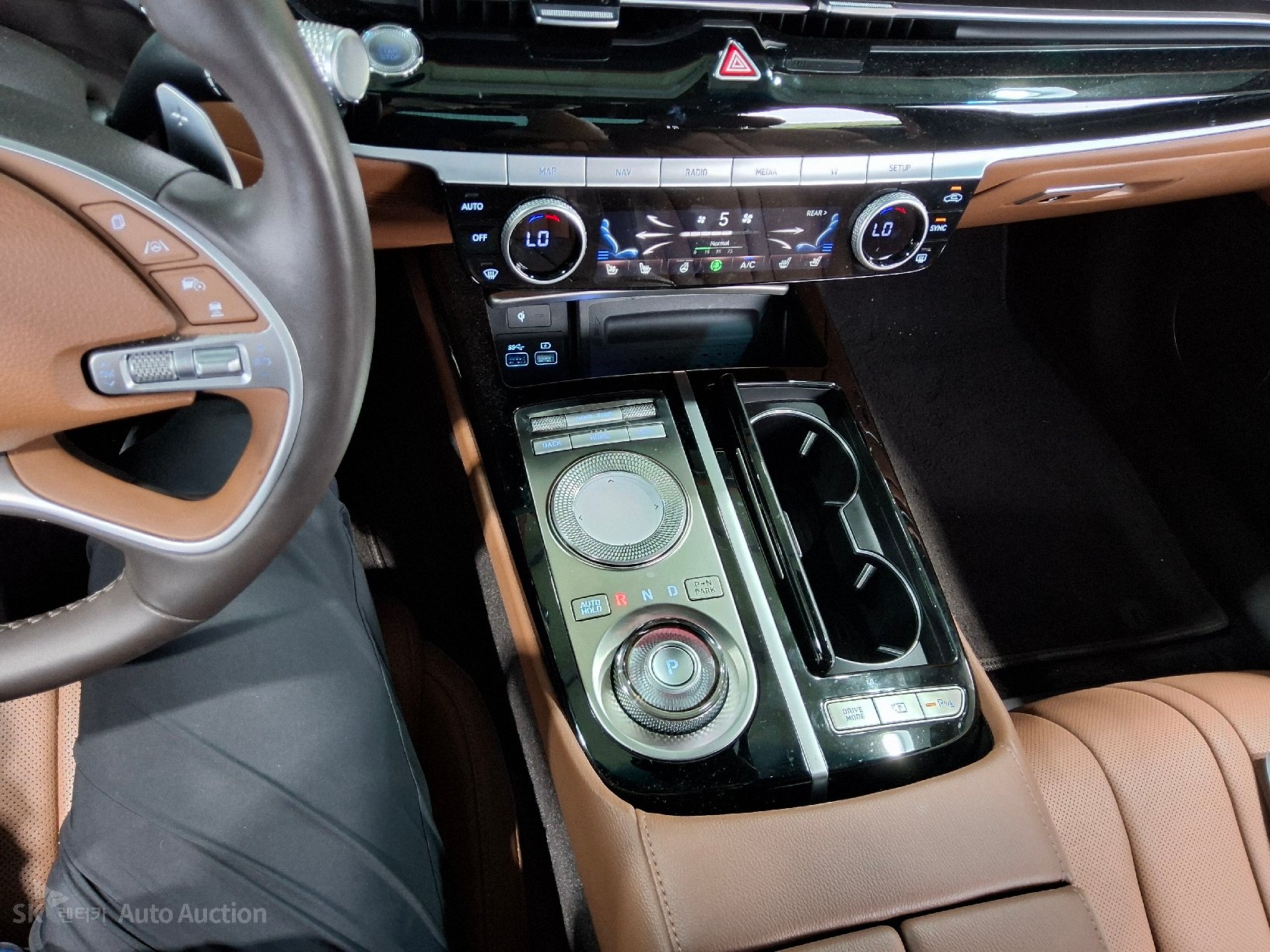 2022 - genesis g80