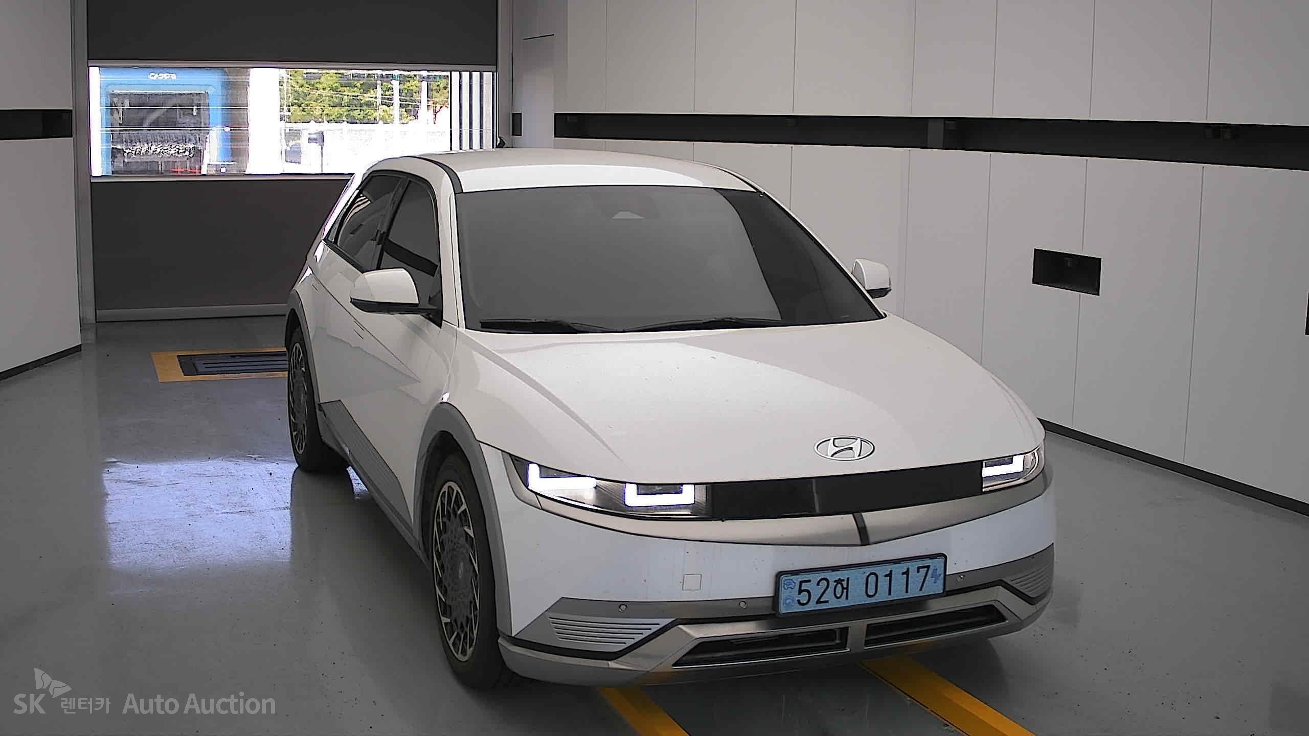 2022 - hyundai ioniq