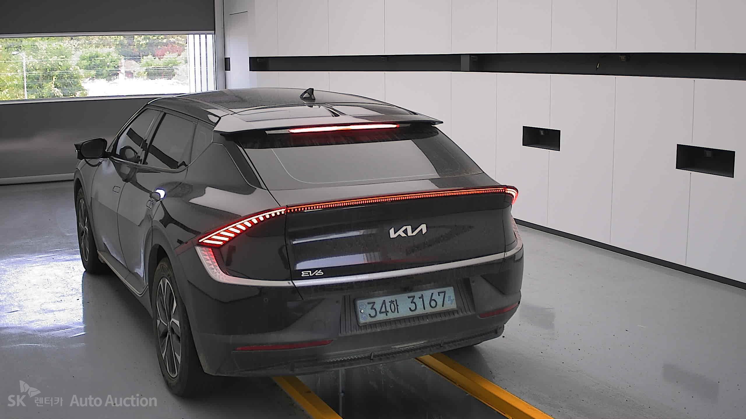 2022 - kia ev6
