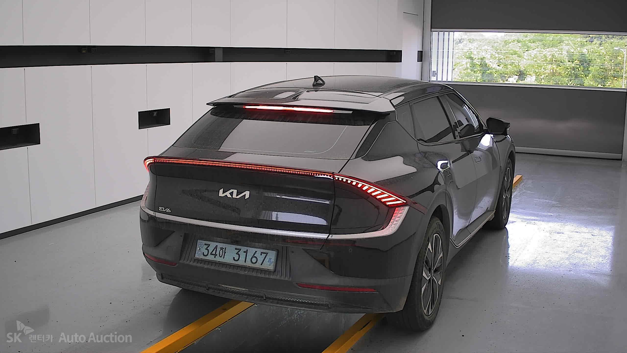 2022 - kia ev6