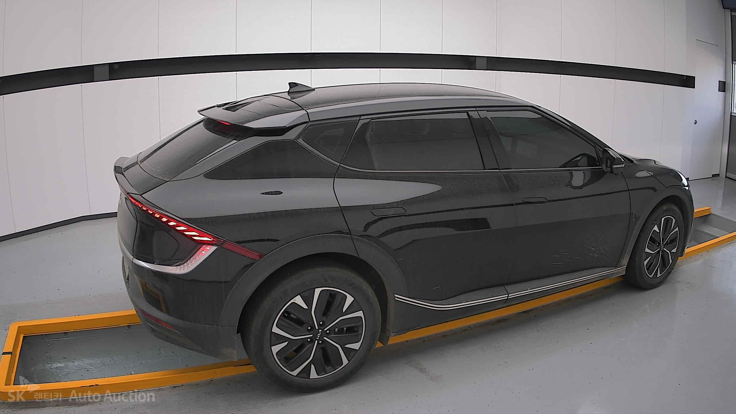 2022 - kia ev6