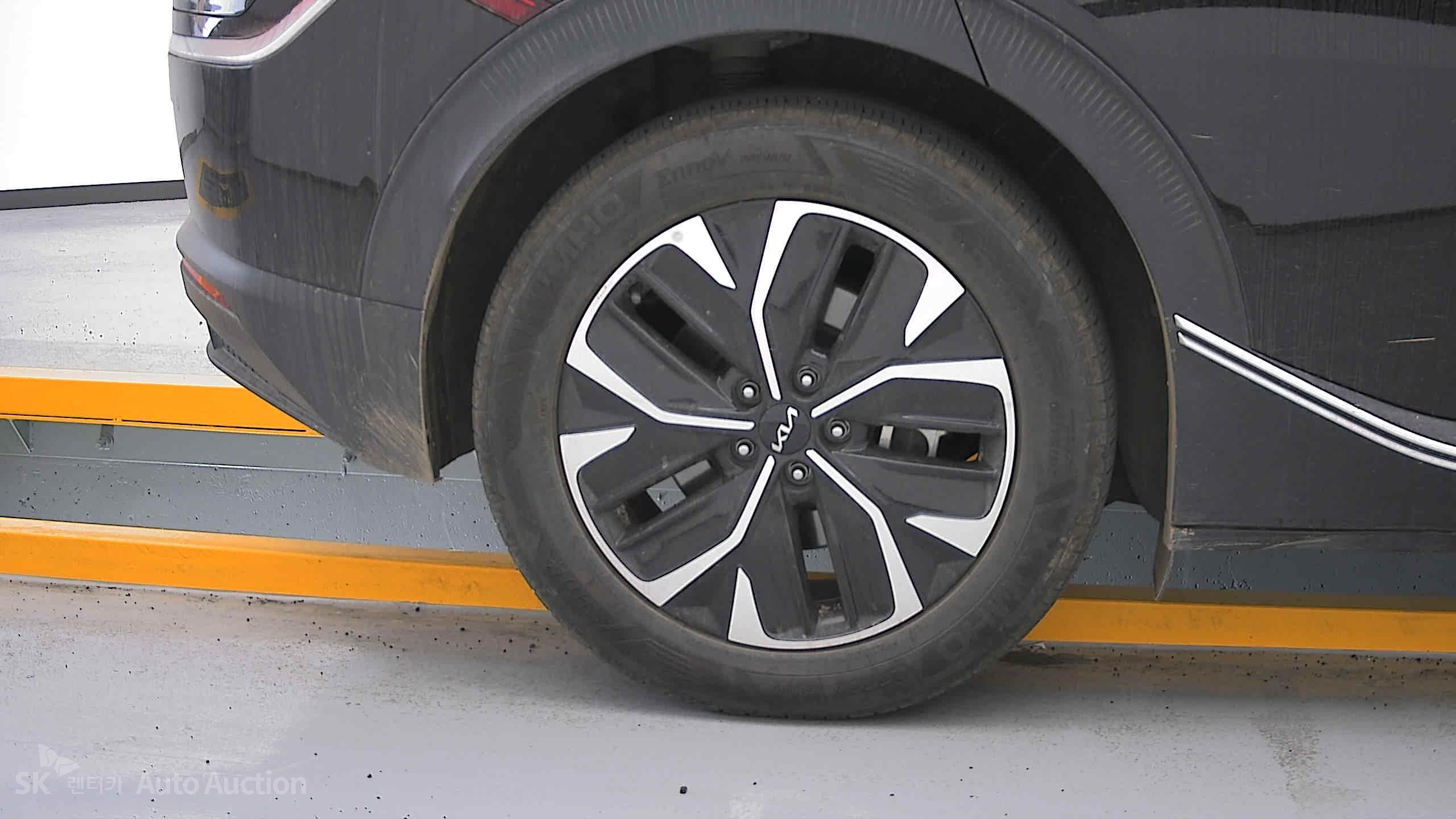 2022 - kia ev6