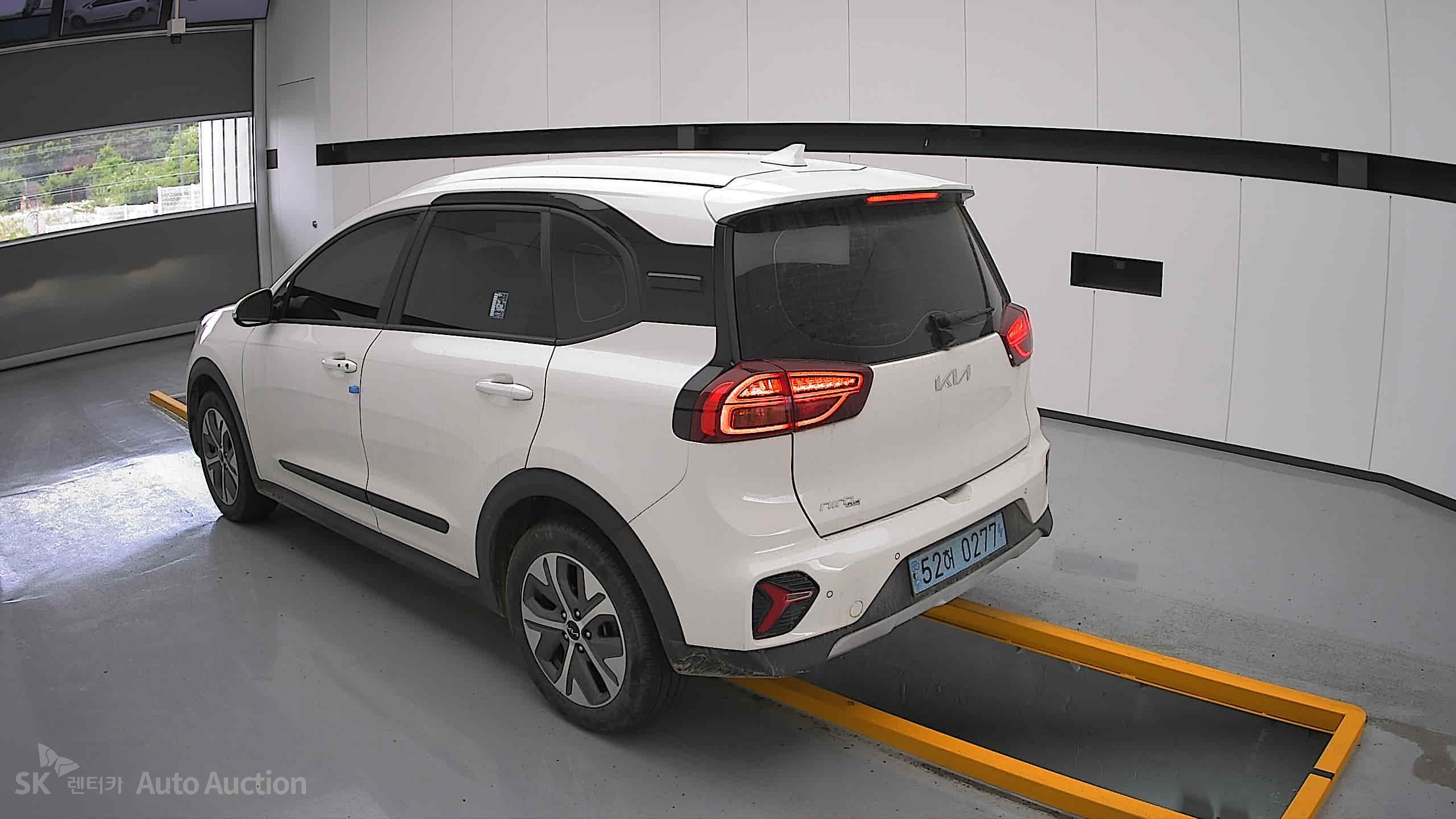 2023 - kia niro
