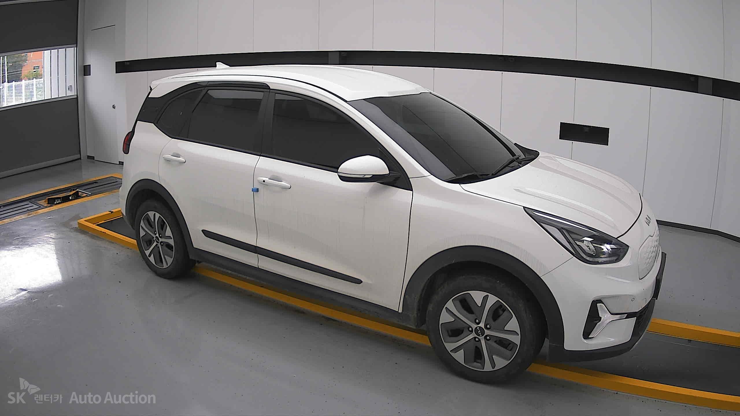 2023 - kia niro