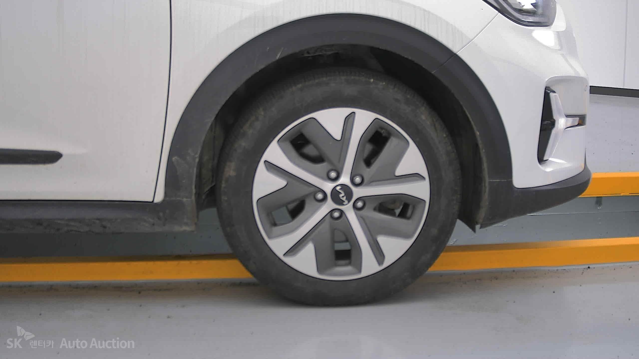 2023 - kia niro