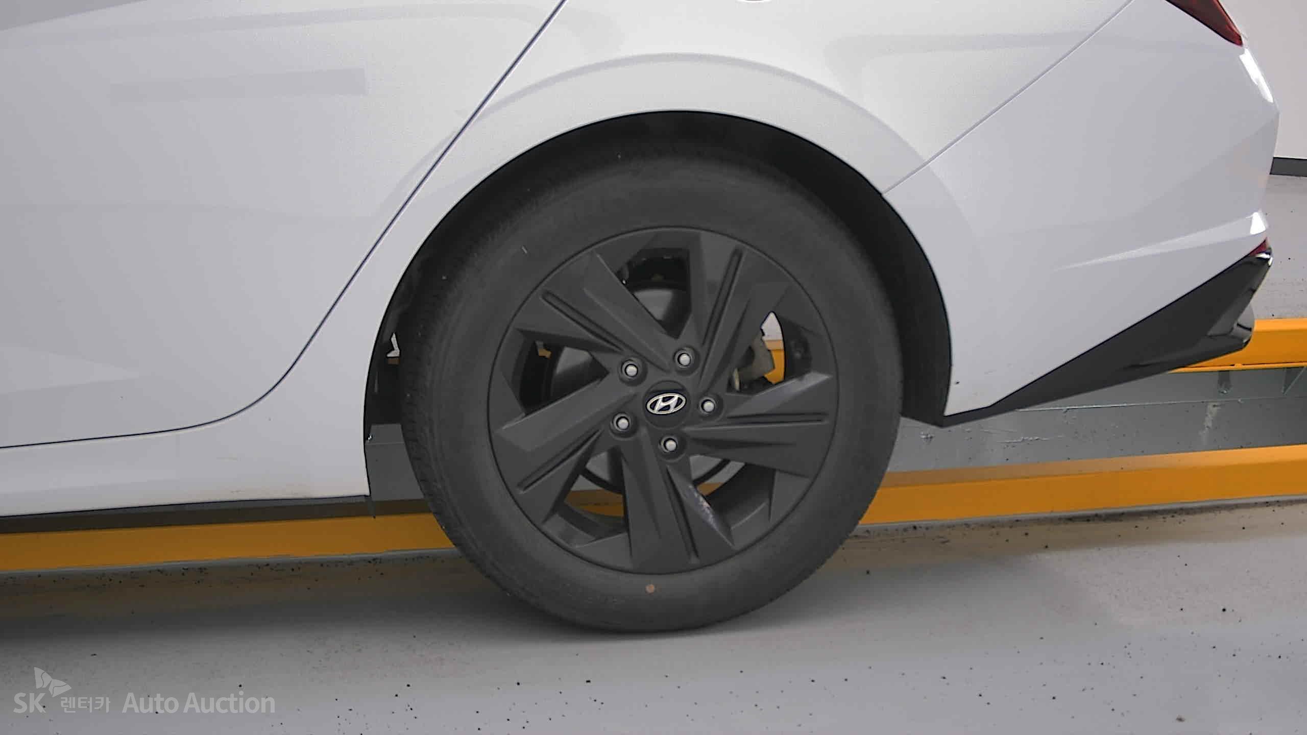 2023 - hyundai avante