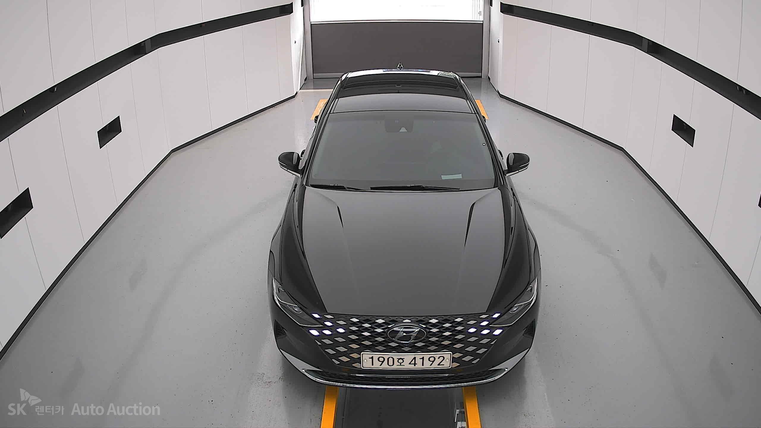 2022 - hyundai grandeur